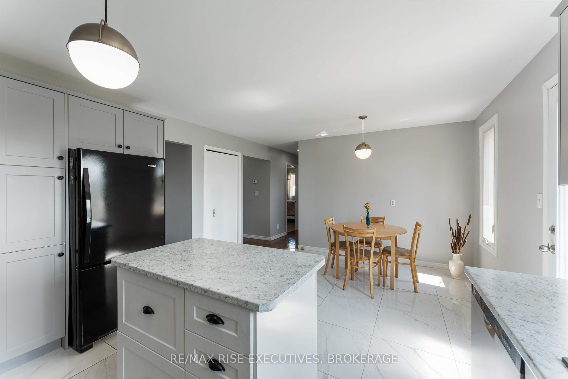 Photo 11 of 656 Rivermeade Avenue, Kingston, East Gardiners Rd — HOMEH