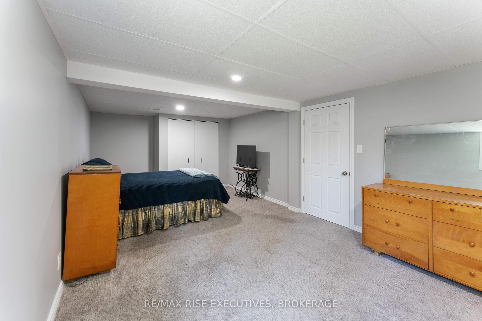Photo 25 of 656 Rivermeade Avenue, Kingston, East Gardiners Rd — HOMEH