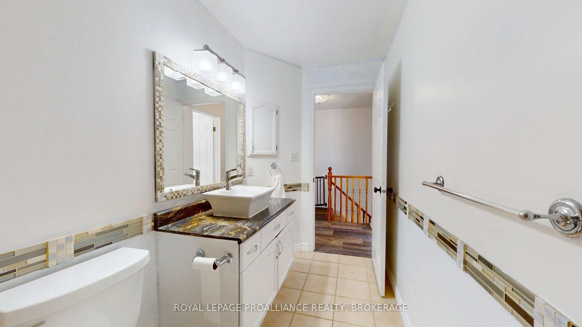 Photo 31 of 878 Walker Court, Kingston, East Gardiners Rd — HOMEH