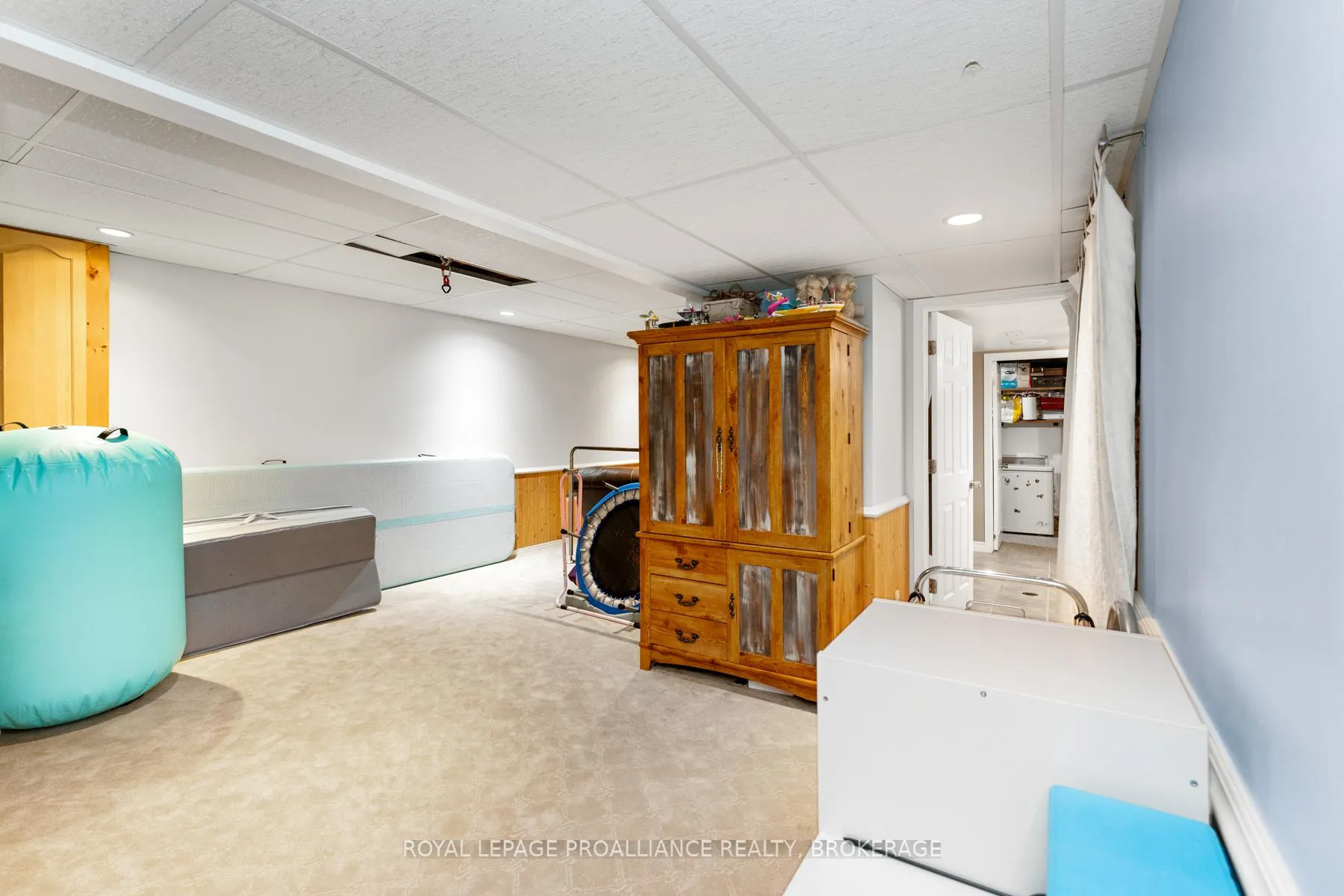Photo 39 of 878 Walker Court, Kingston, East Gardiners Rd — HOMEH