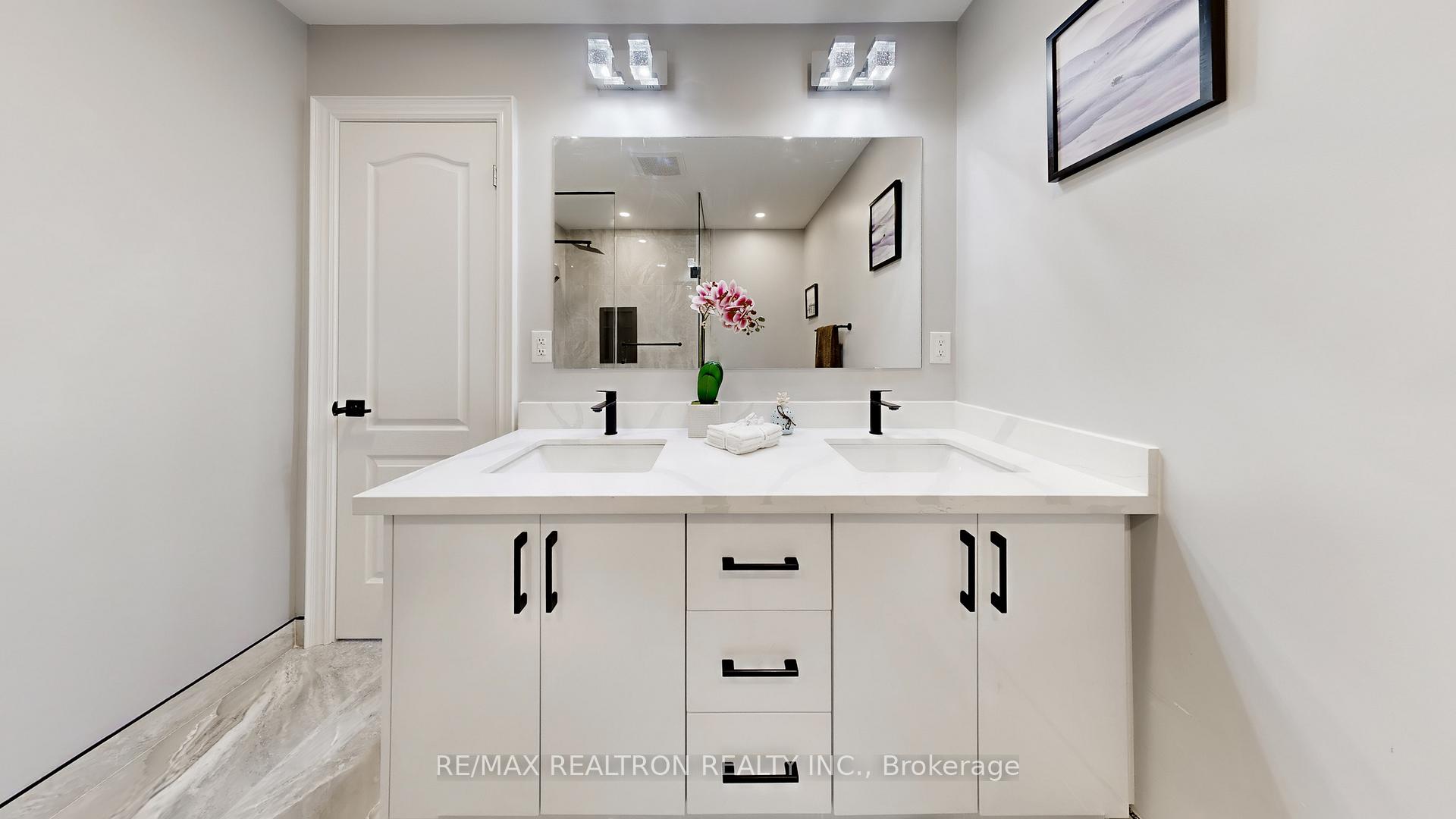 Photo 29 of 129 Walkerville Road, Markham, Cornell — HOMEH