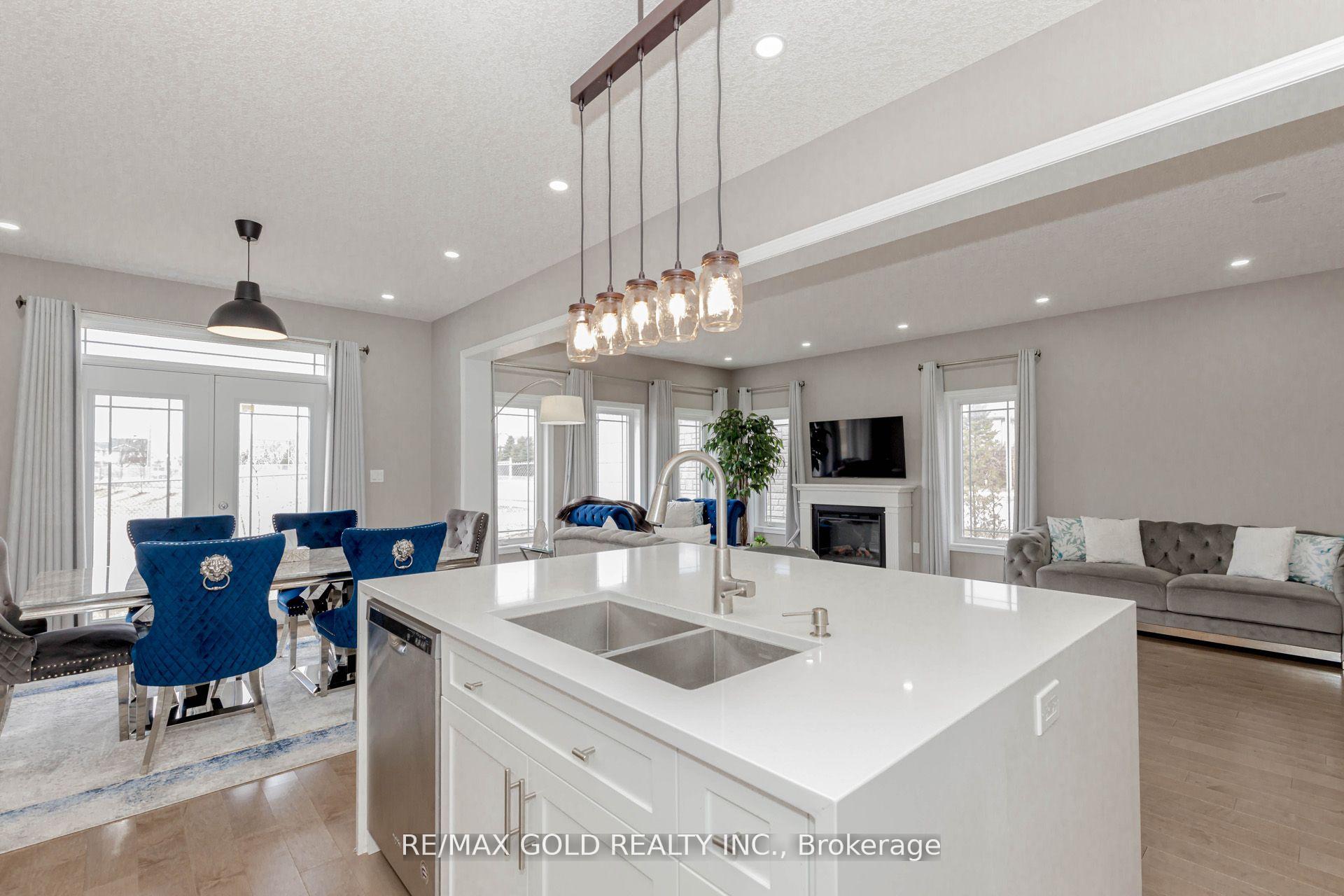 Photo 19 of 573 Florencedale Crescent, Kitchener — HOMEH