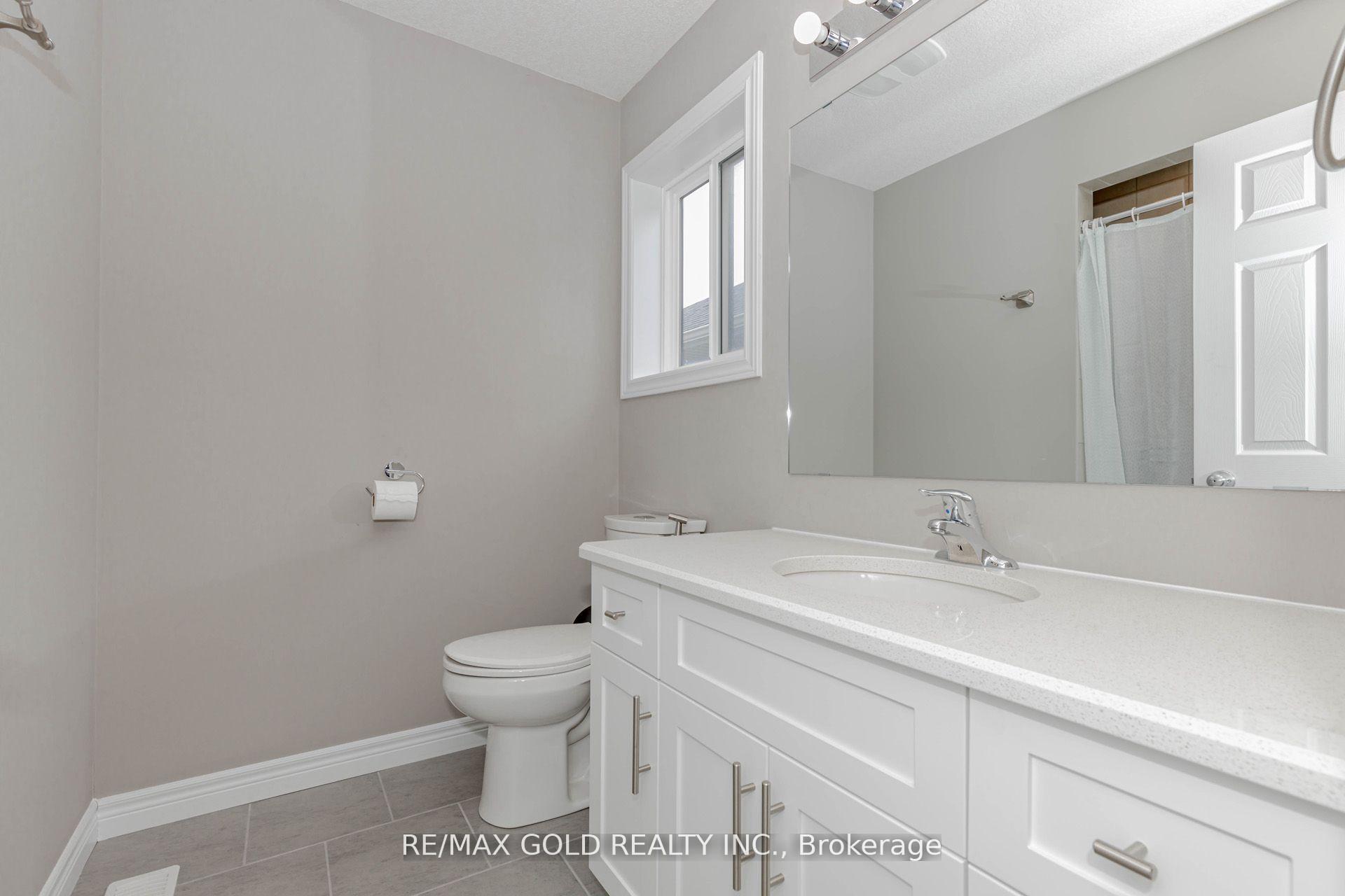 Photo 34 of 573 Florencedale Crescent, Kitchener — HOMEH