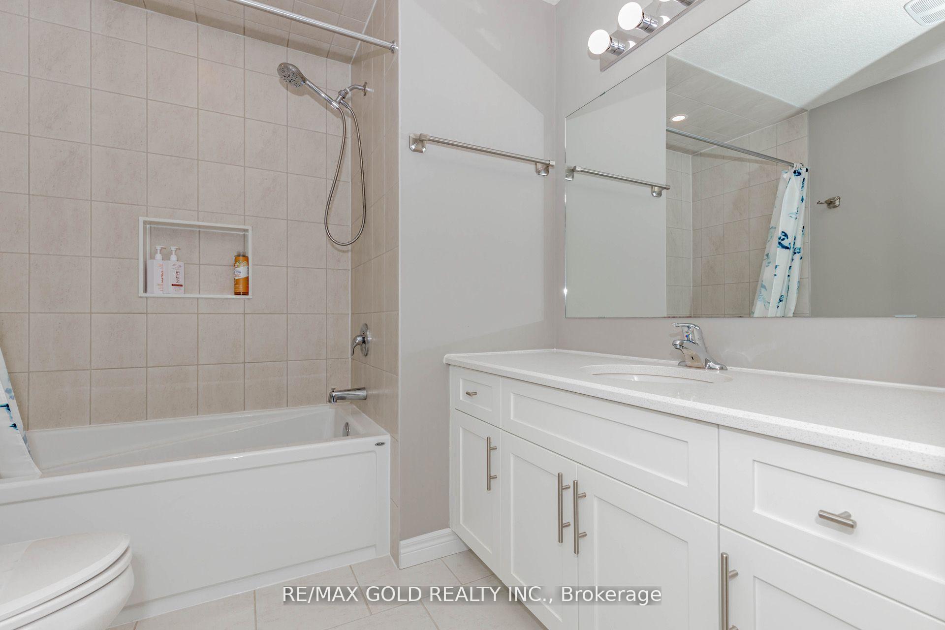 Photo 37 of 573 Florencedale Crescent, Kitchener — HOMEH