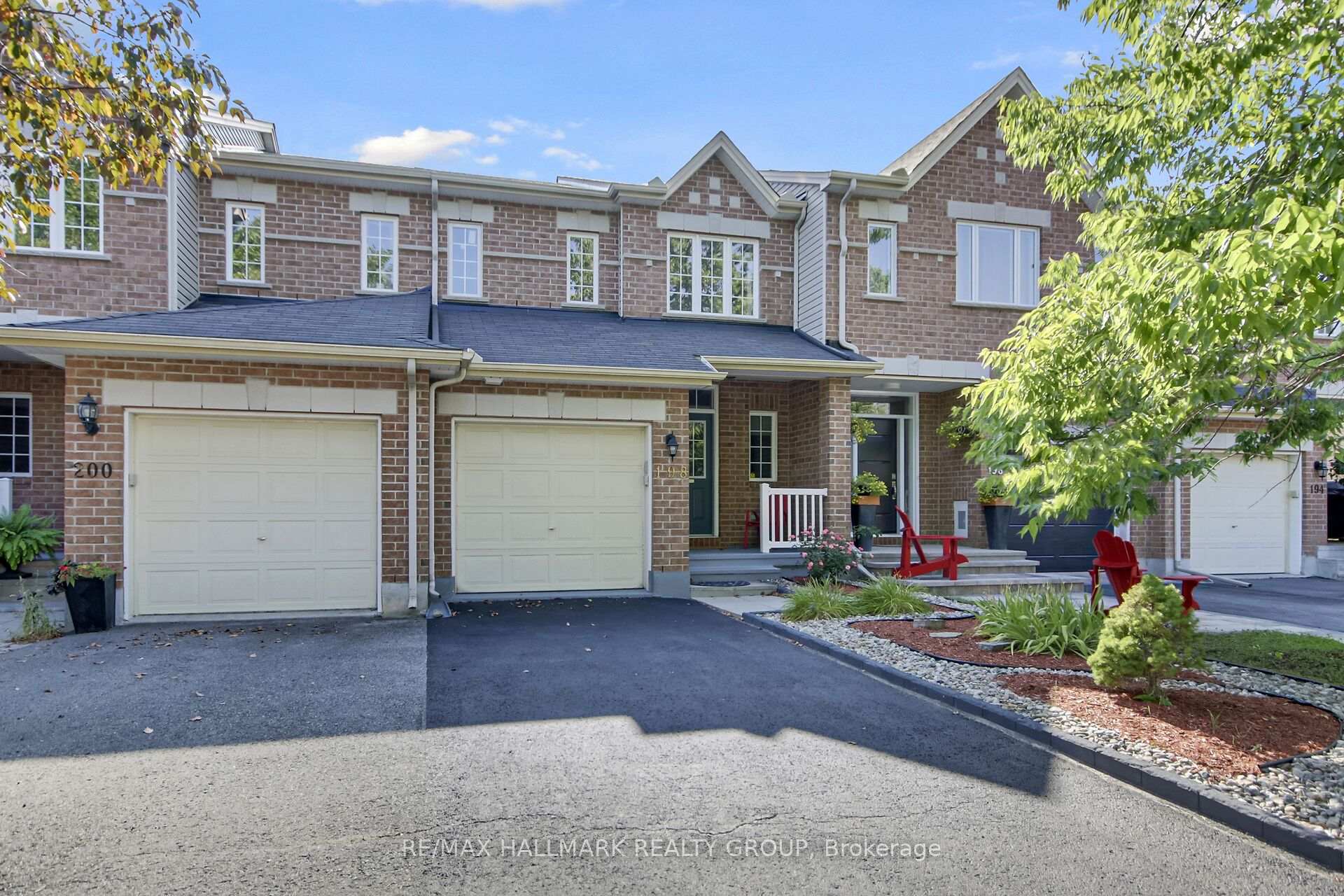 Photo 1 of 198 Tandalee Crescent, Ottawa, Kanata - Emerald Meadows/Trailwest — HOMEH