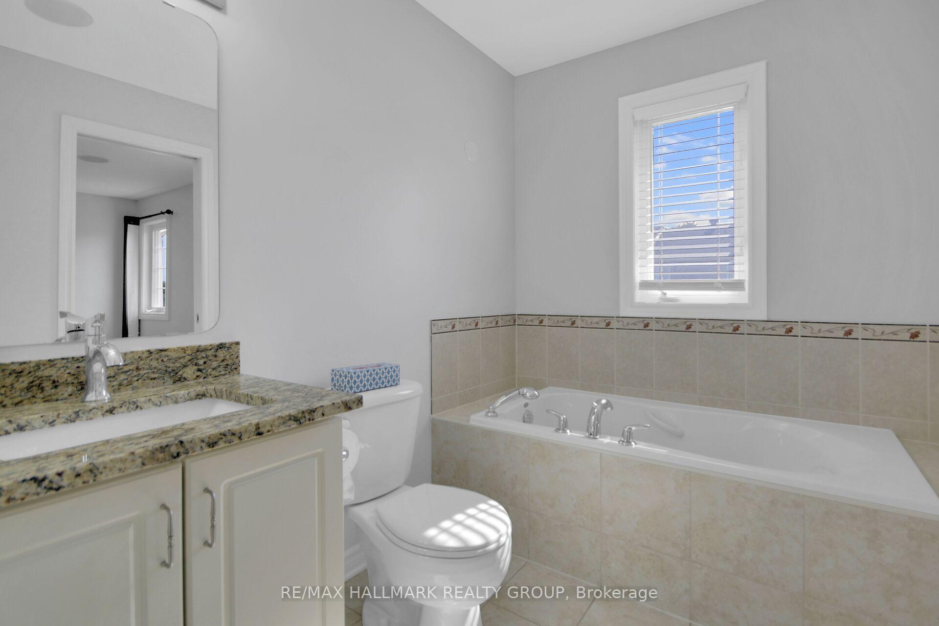 Photo 23 of 198 Tandalee Crescent, Ottawa, Kanata - Emerald Meadows/Trailwest — HOMEH