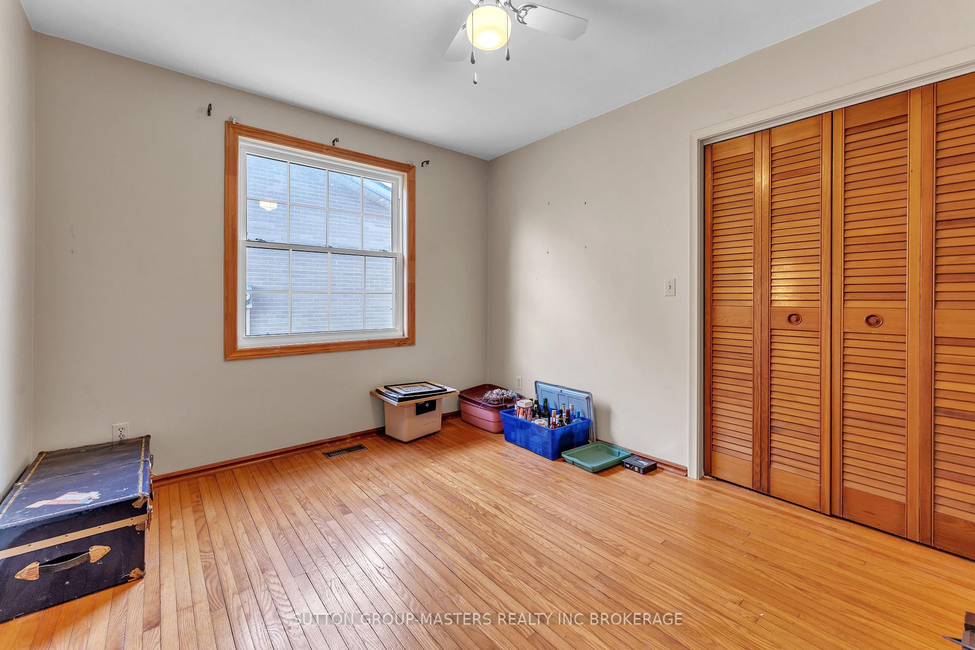 Photo 20 of 6 Brooklands Park Avenue, Loyalist, Lennox and Addington - South — HOMEH