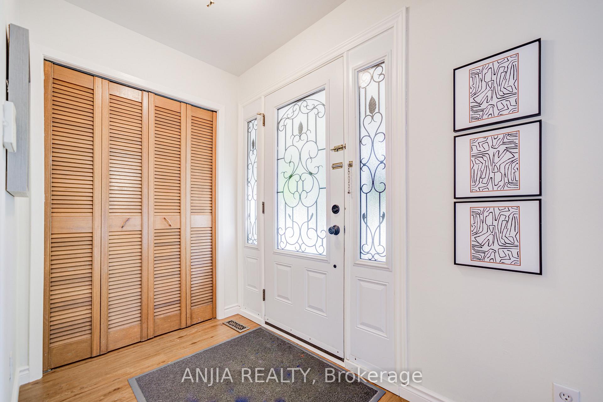 Photo 2 of 26 Romfield Circuit, Markham, Royal Orchard — HOMEH