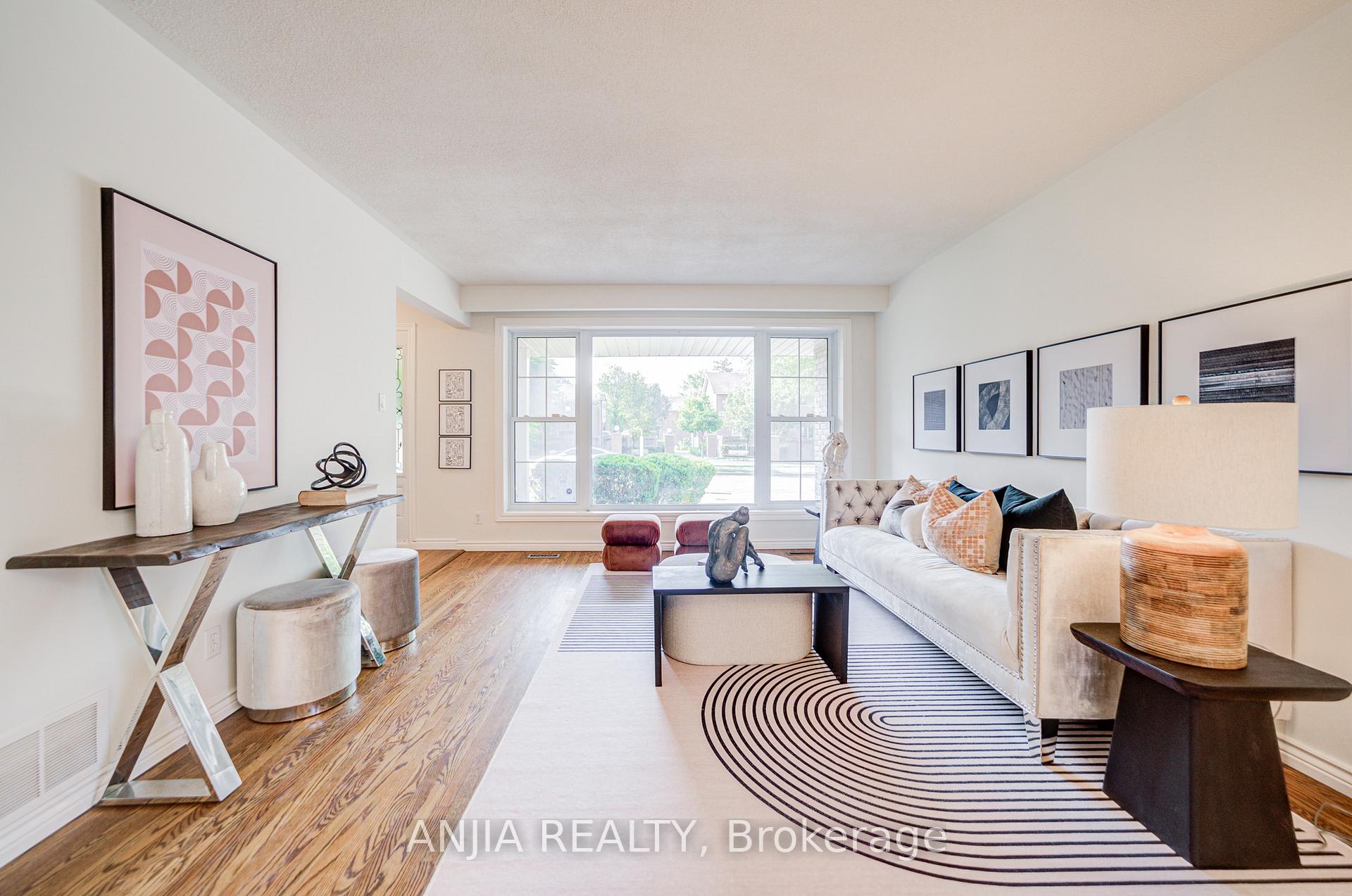 Photo 6 of 26 Romfield Circuit, Markham, Royal Orchard — HOMEH