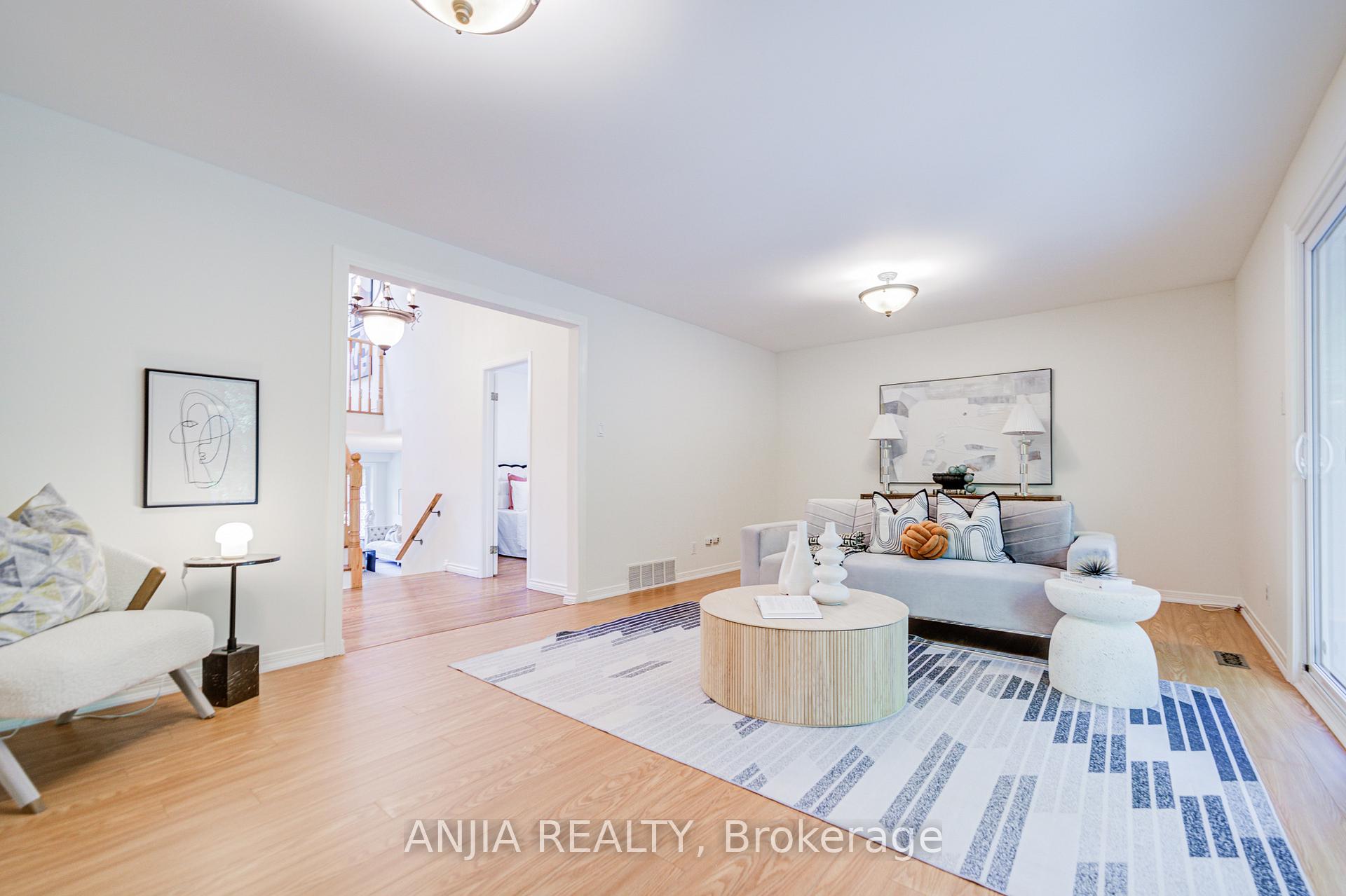 Photo 22 of 26 Romfield Circuit, Markham, Royal Orchard — HOMEH