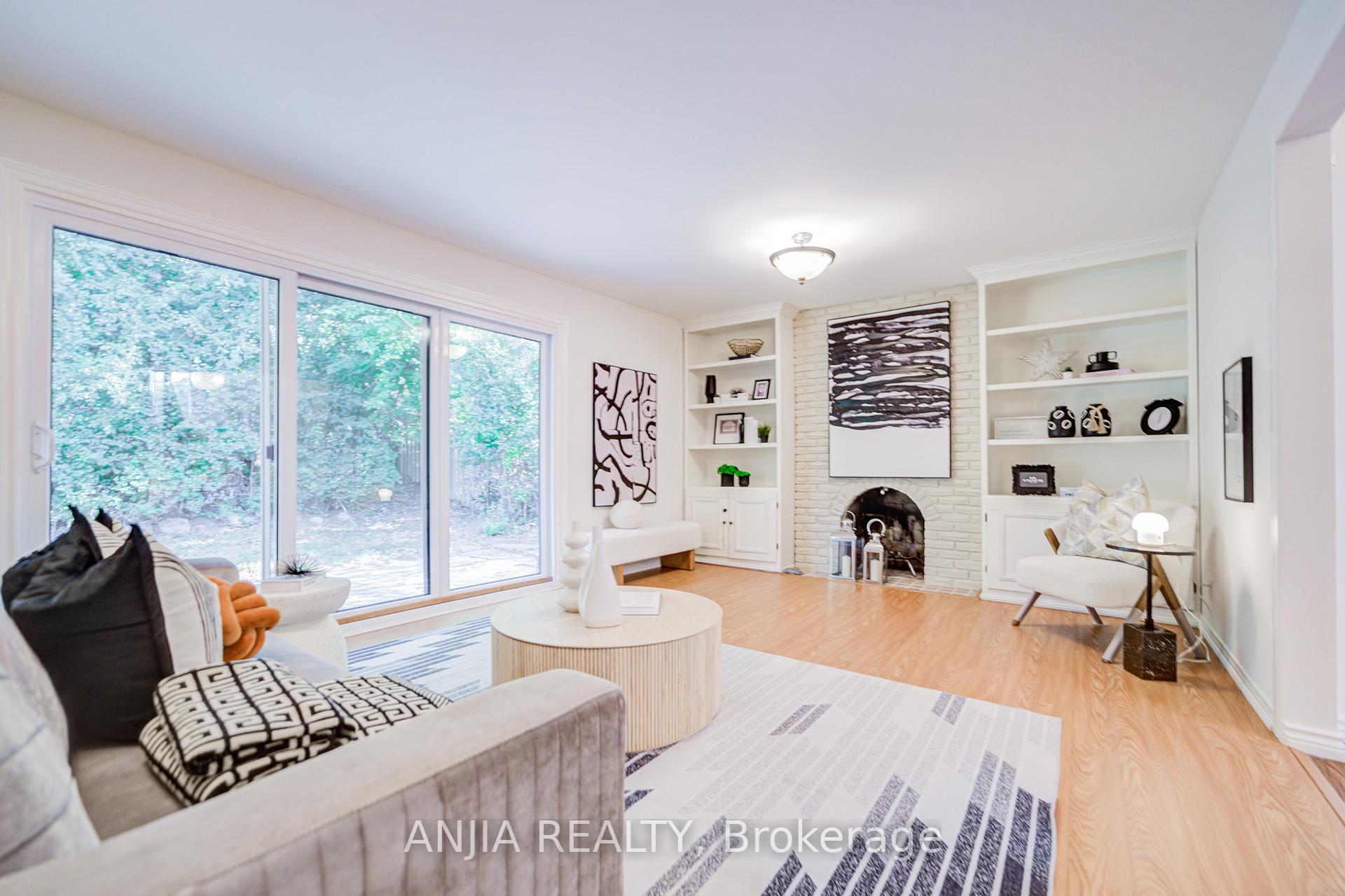 Photo 25 of 26 Romfield Circuit, Markham, Royal Orchard — HOMEH