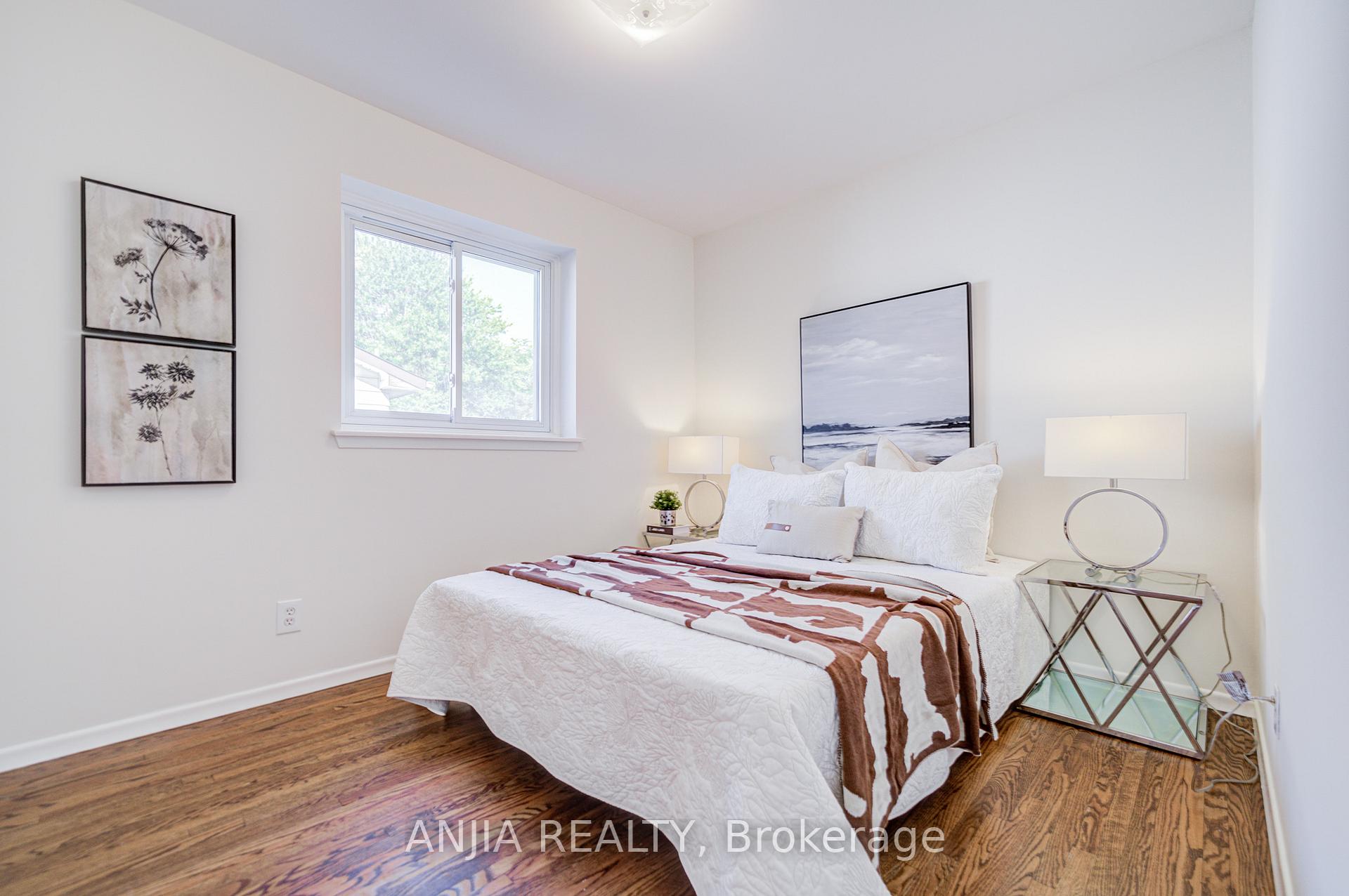 Photo 33 of 26 Romfield Circuit, Markham, Royal Orchard — HOMEH
