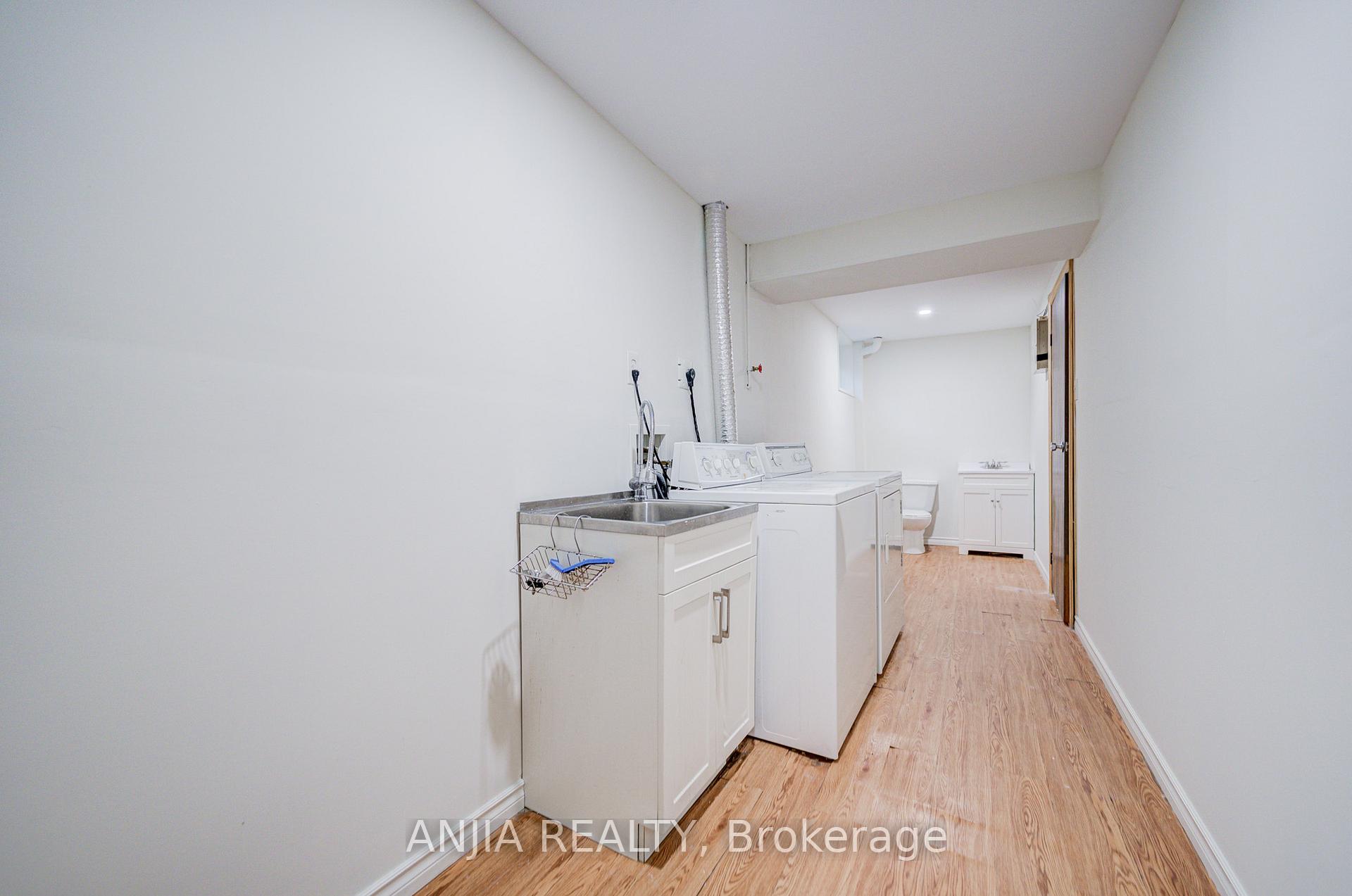 Photo 43 of 26 Romfield Circuit, Markham, Royal Orchard — HOMEH
