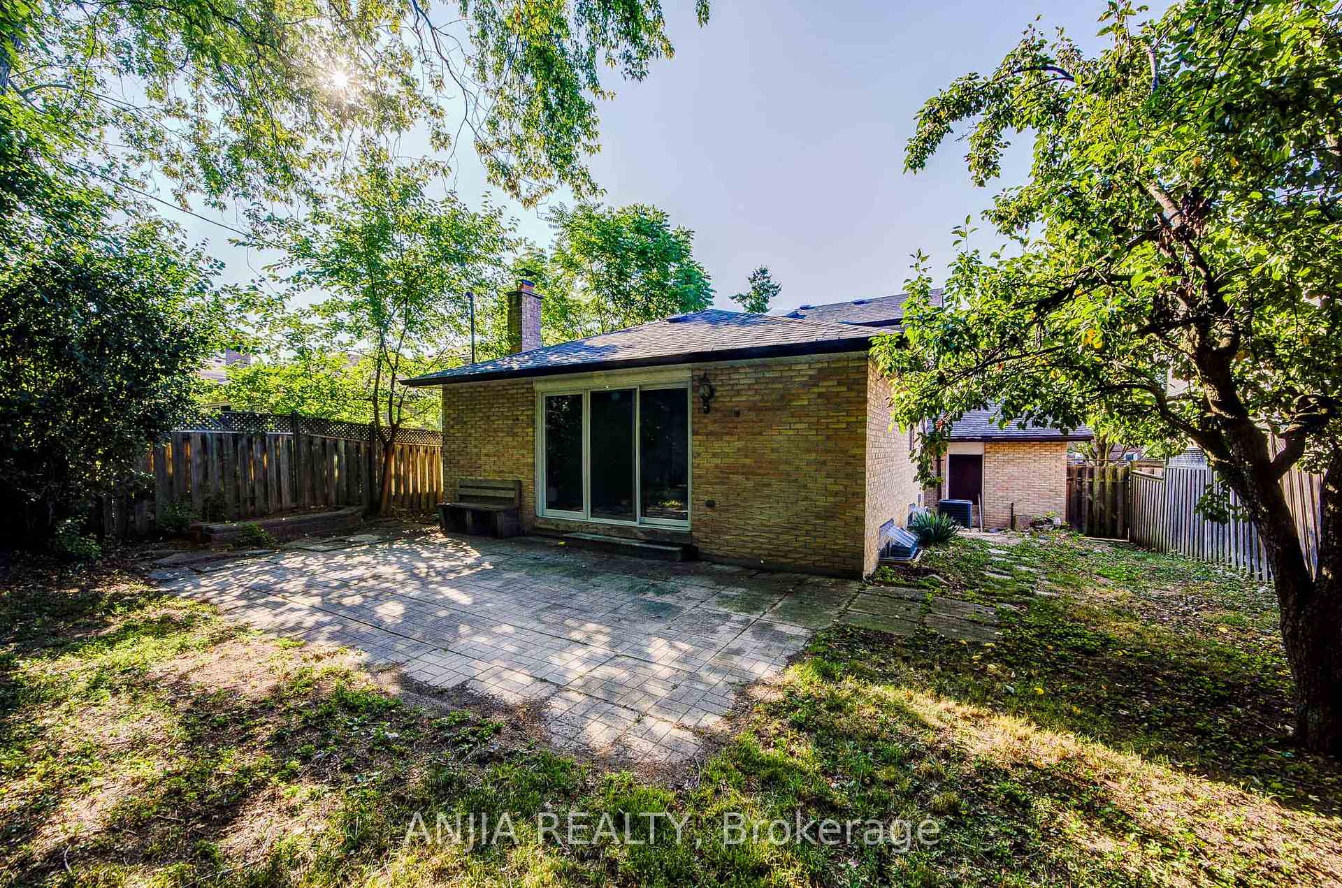 Photo 48 of 26 Romfield Circuit, Markham, Royal Orchard — HOMEH