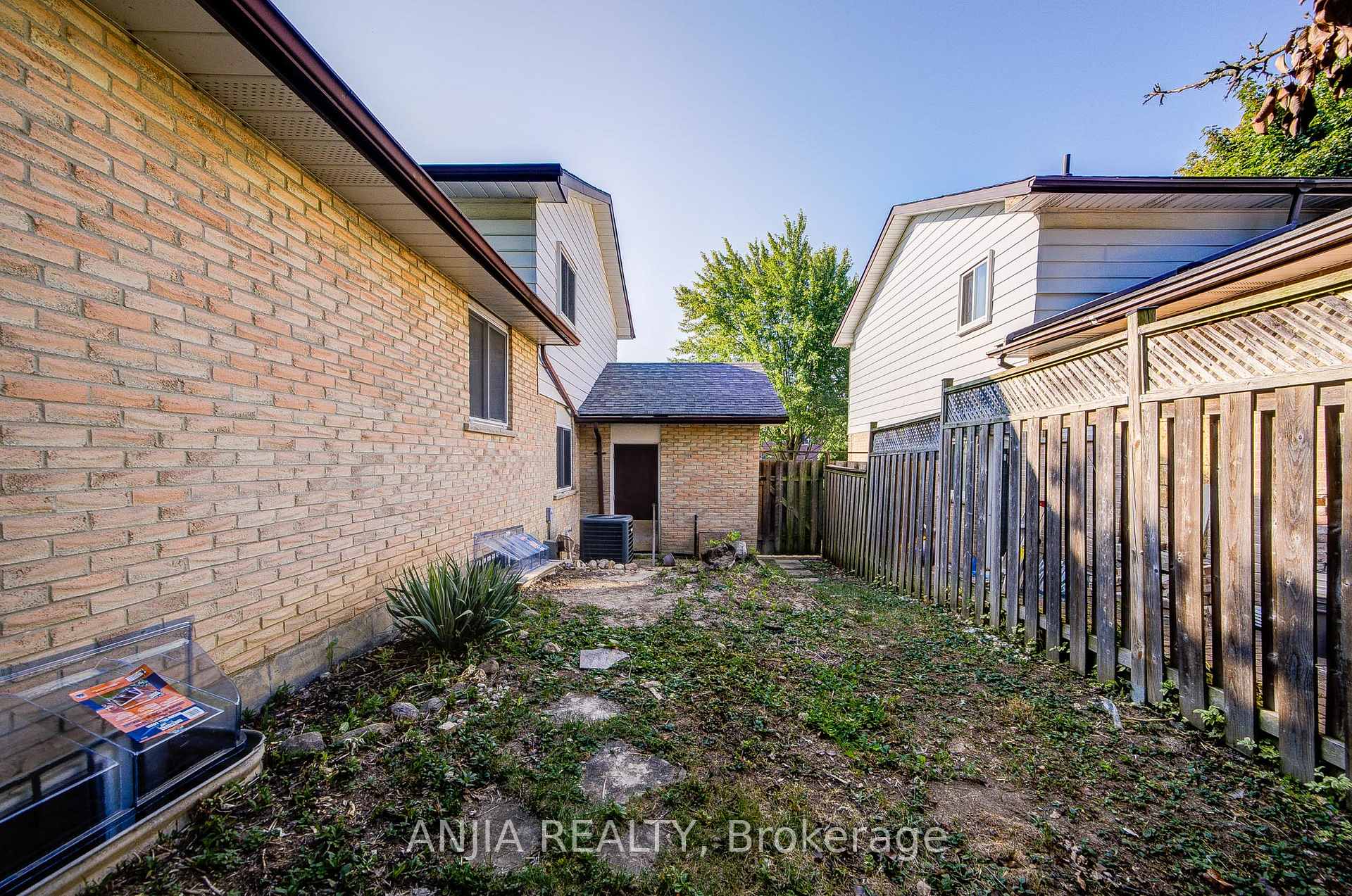 Photo 50 of 26 Romfield Circuit, Markham, Royal Orchard — HOMEH