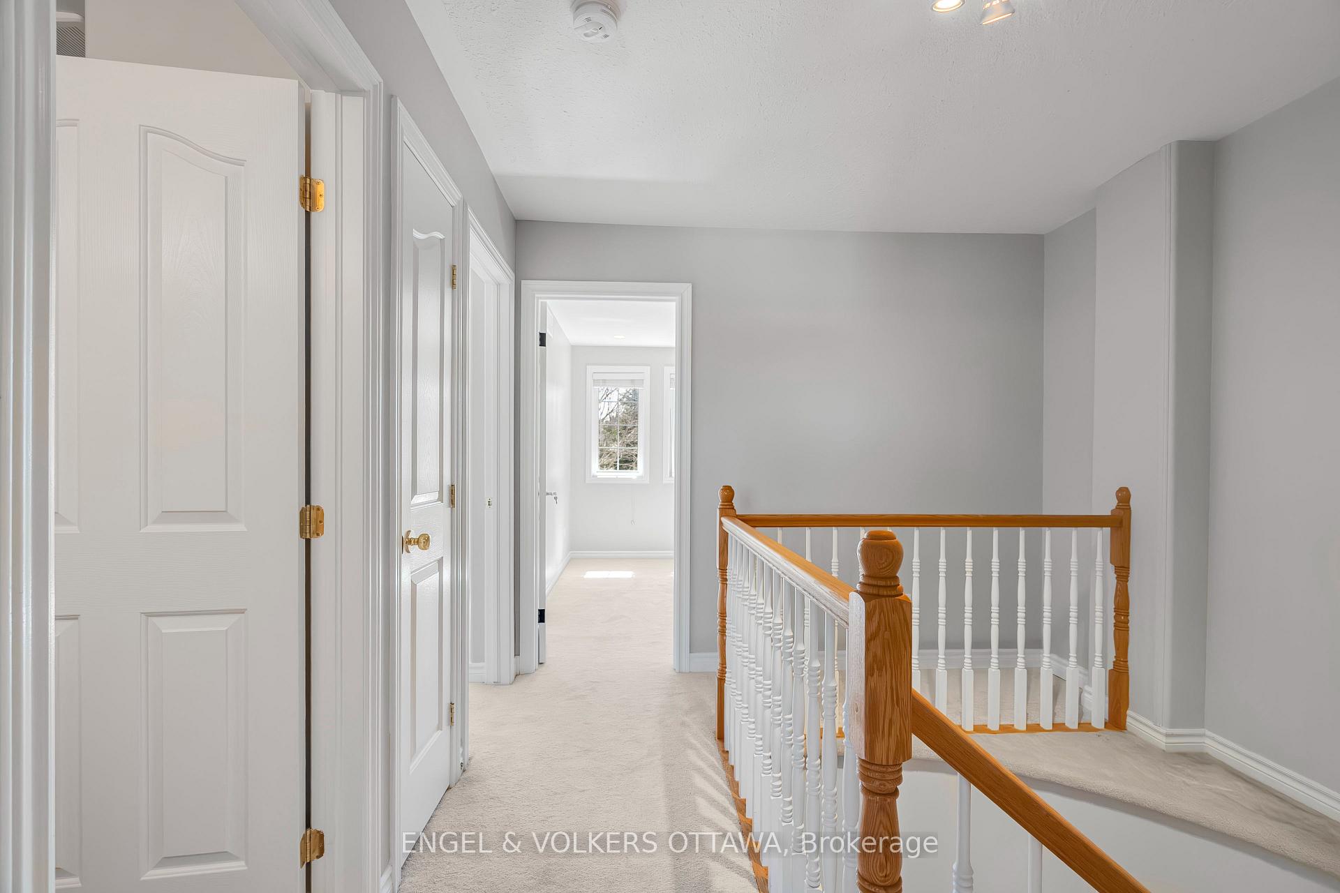 Photo 22 of 17 Wallsend Avenue, Ottawa, Kanata - Morgan's Grant/South March — HOMEH