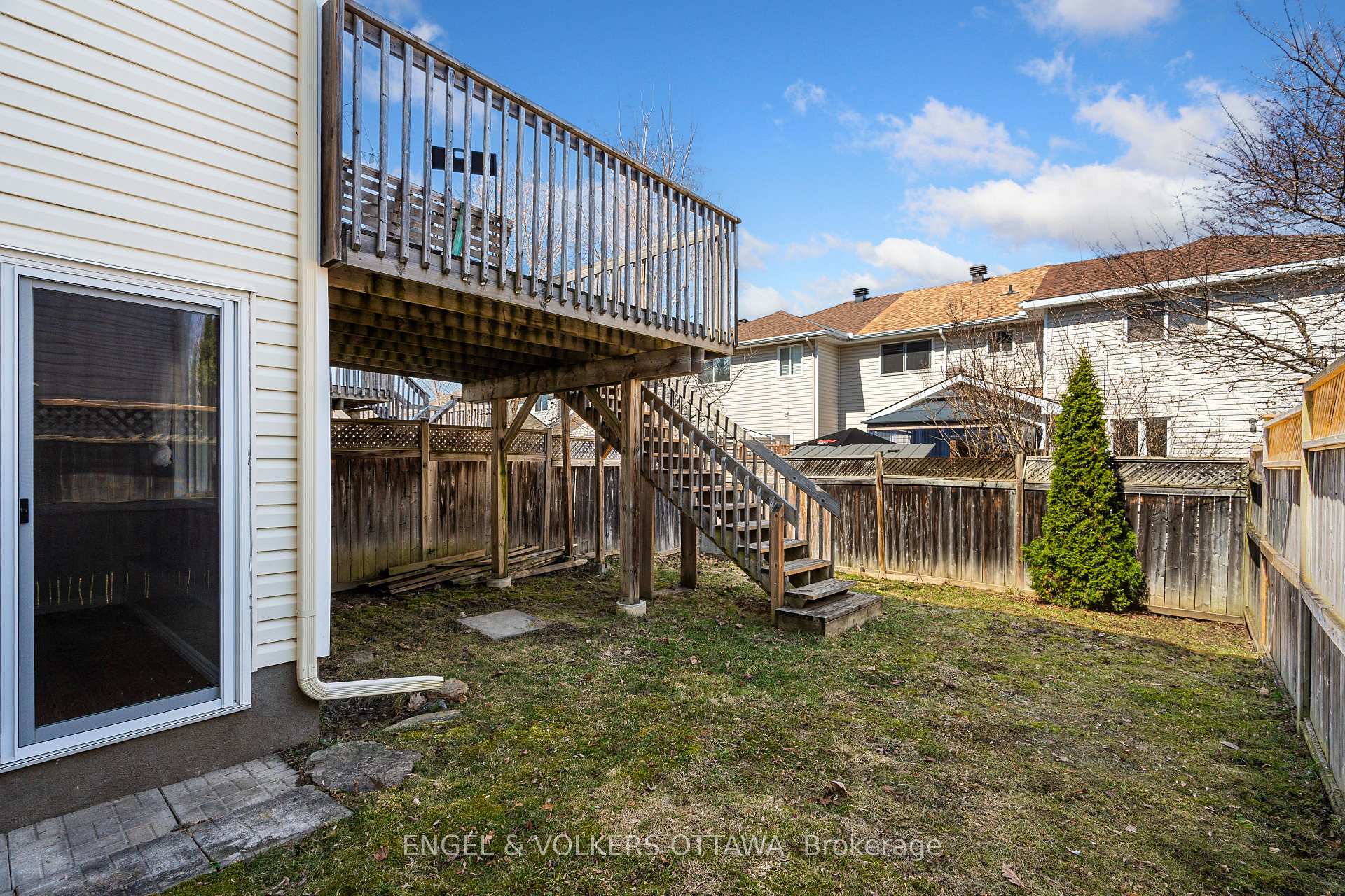 Photo 32 of 17 Wallsend Avenue, Ottawa, Kanata - Morgan's Grant/South March — HOMEH