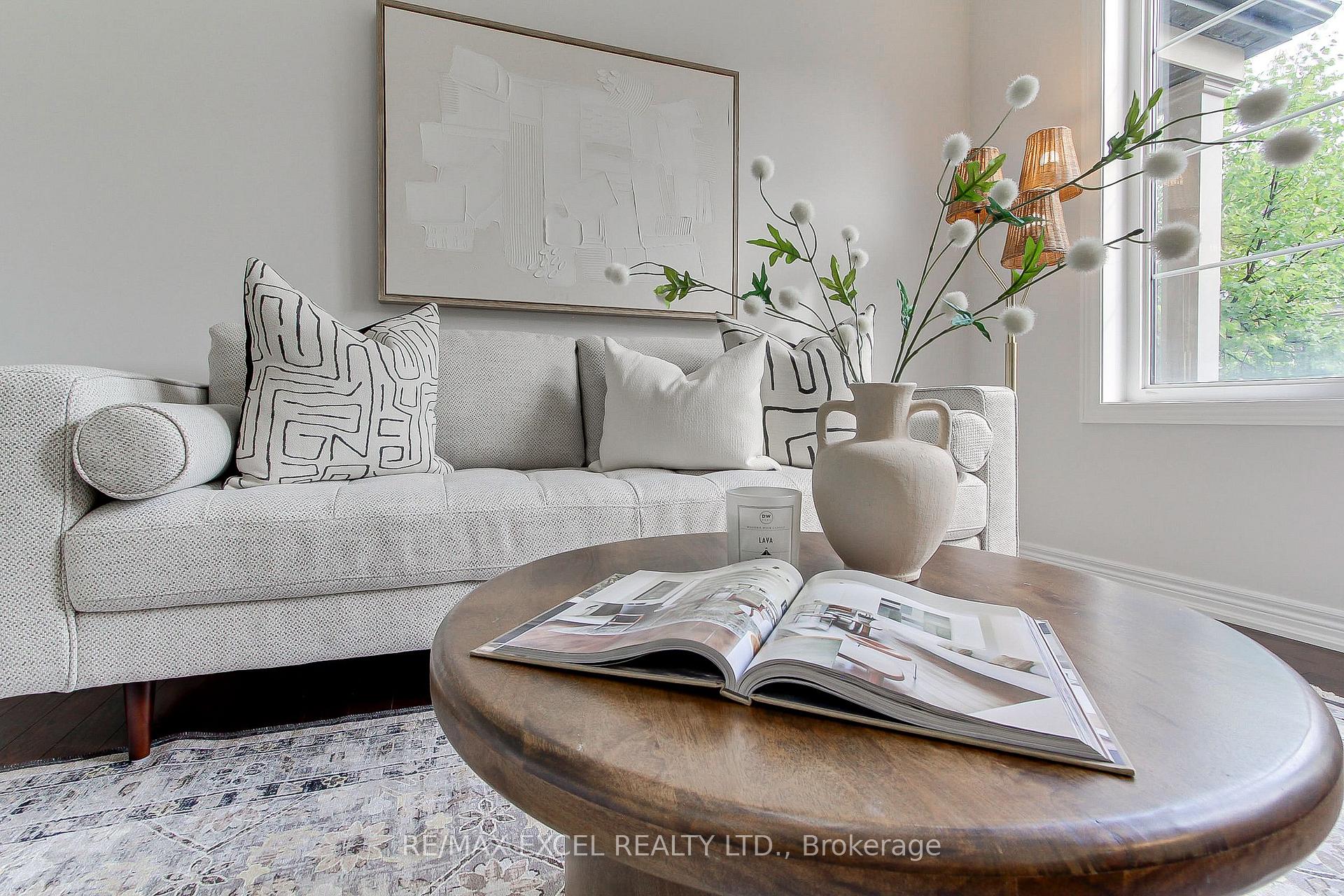 Photo 8 of 76 Black Creek Drive, Markham, Cornell — HOMEH