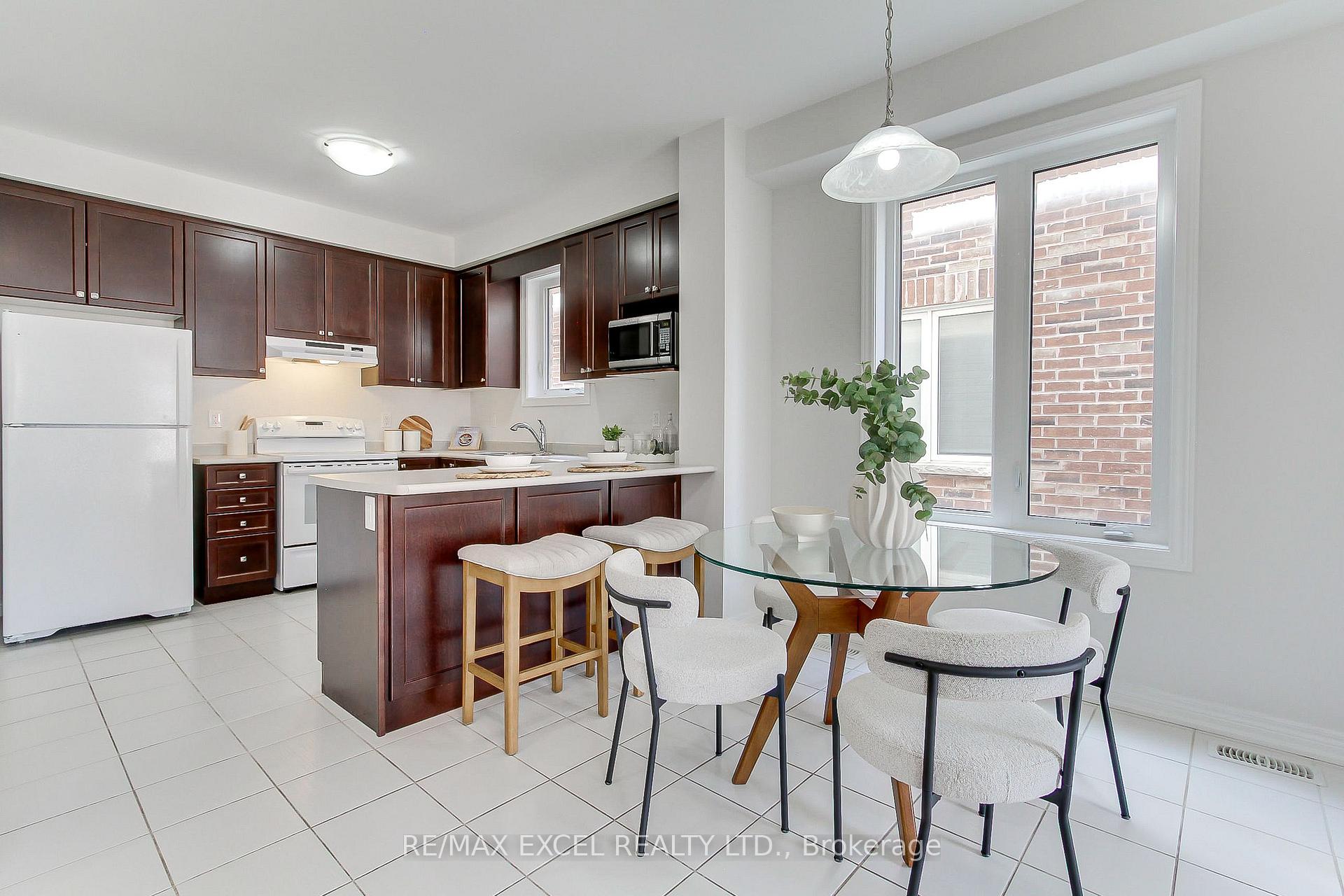Photo 16 of 76 Black Creek Drive, Markham, Cornell — HOMEH