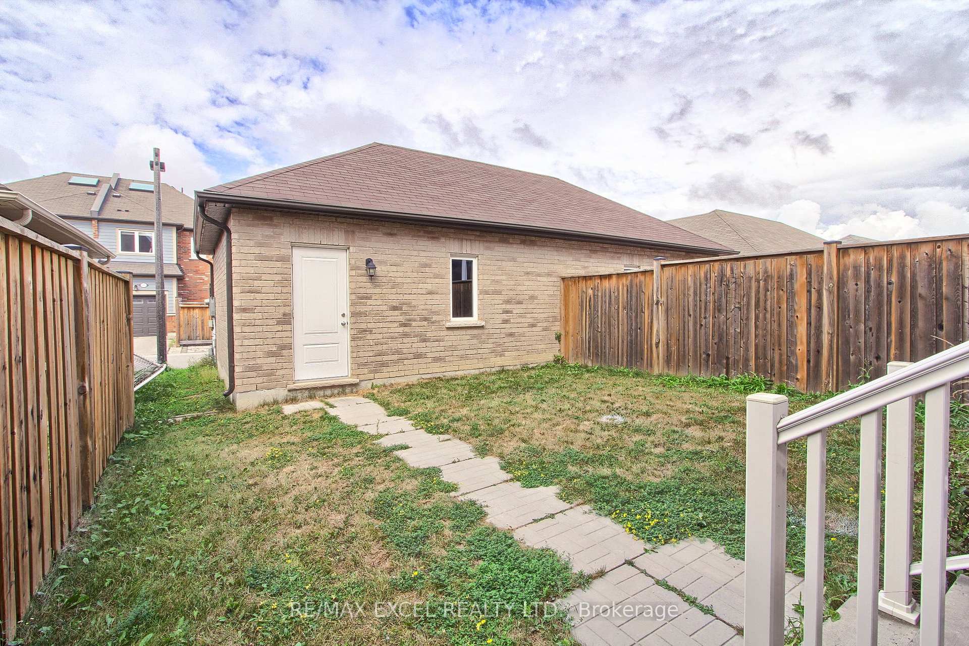 Photo 42 of 76 Black Creek Drive, Markham, Cornell — HOMEH