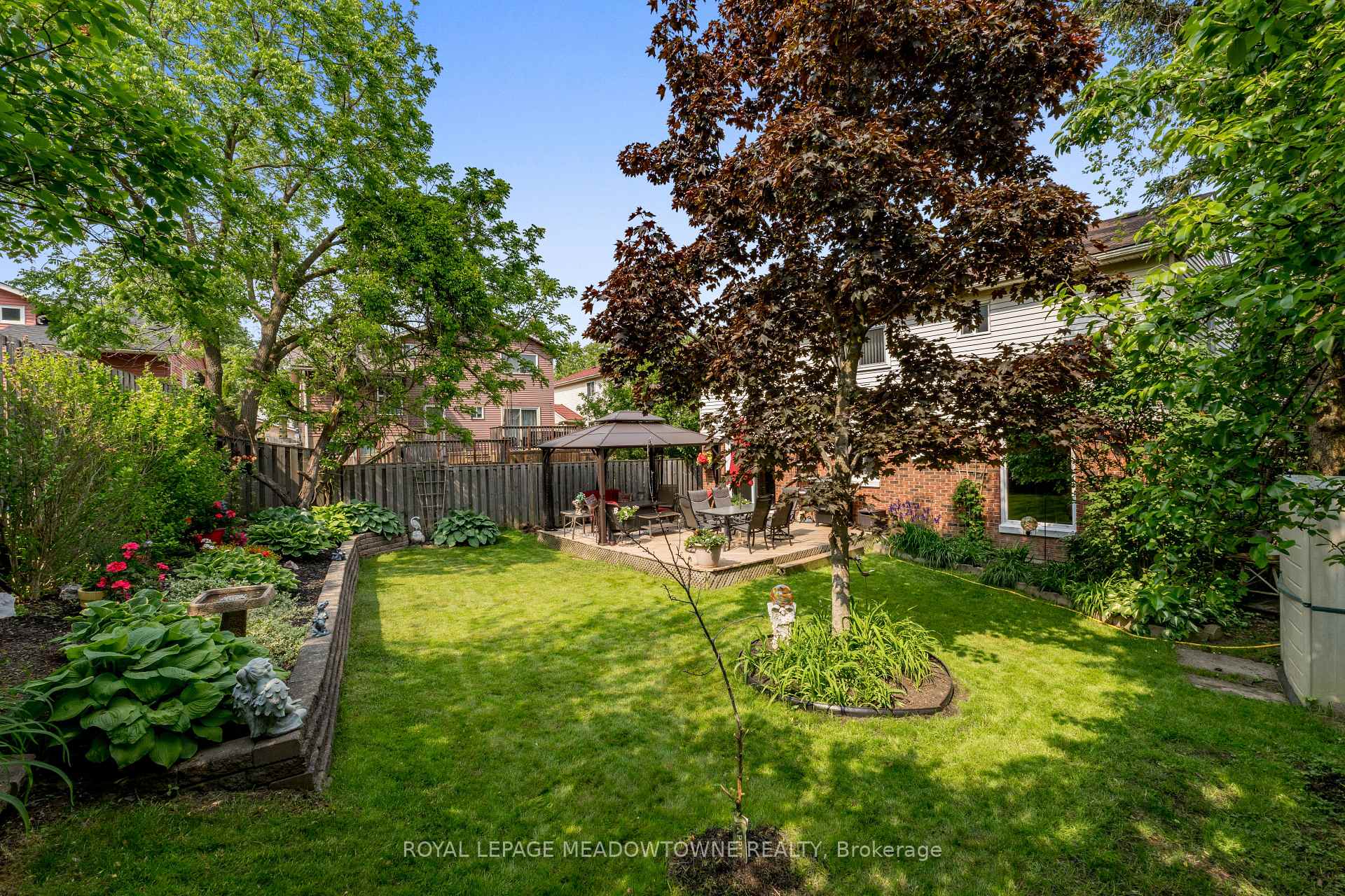 Photo 43 of 7 Deerwood Crescent, Kitchener — HOMEH