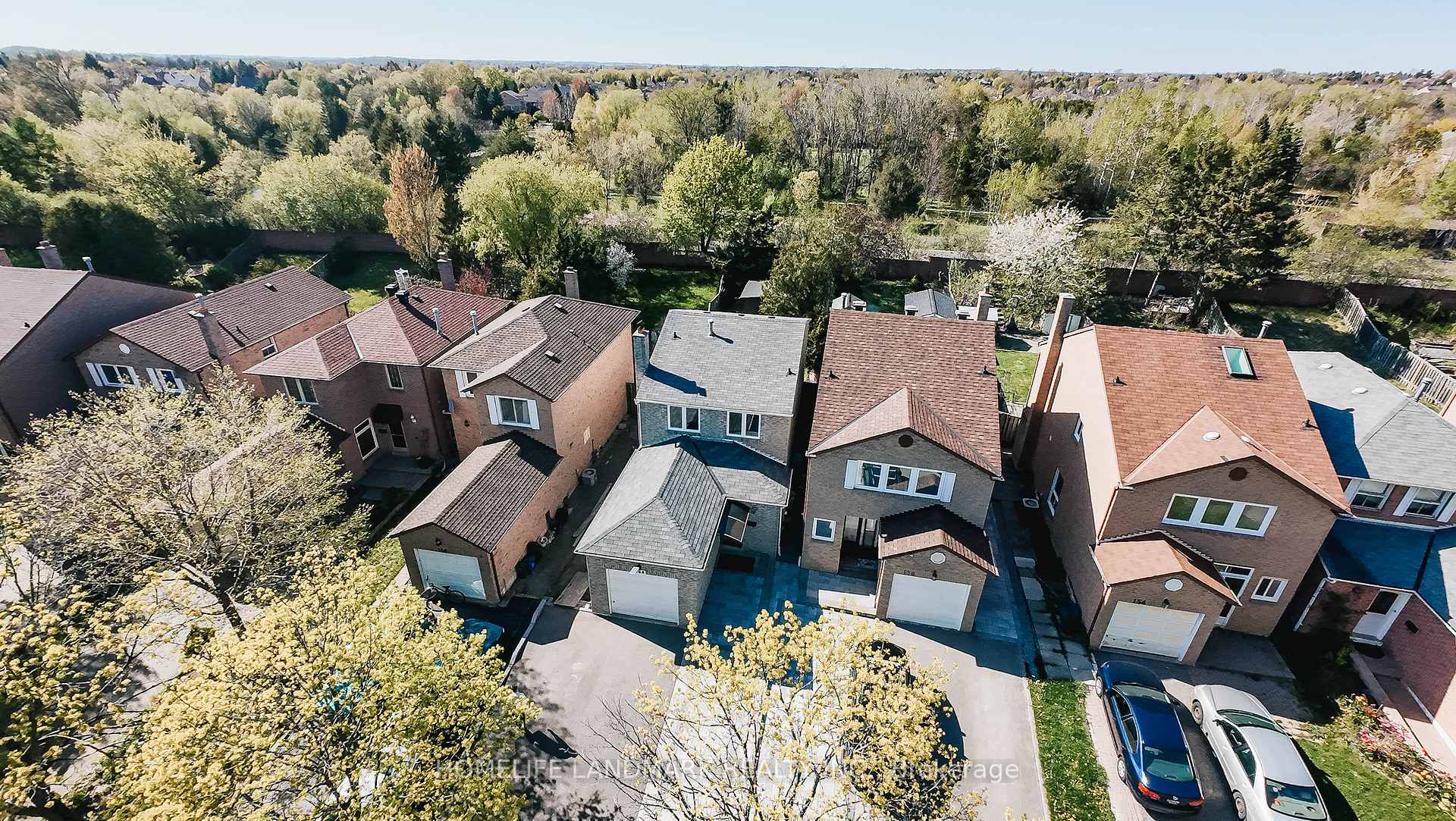Photo 2 of 158 Markville Road, Markham, Markville — HOMEH