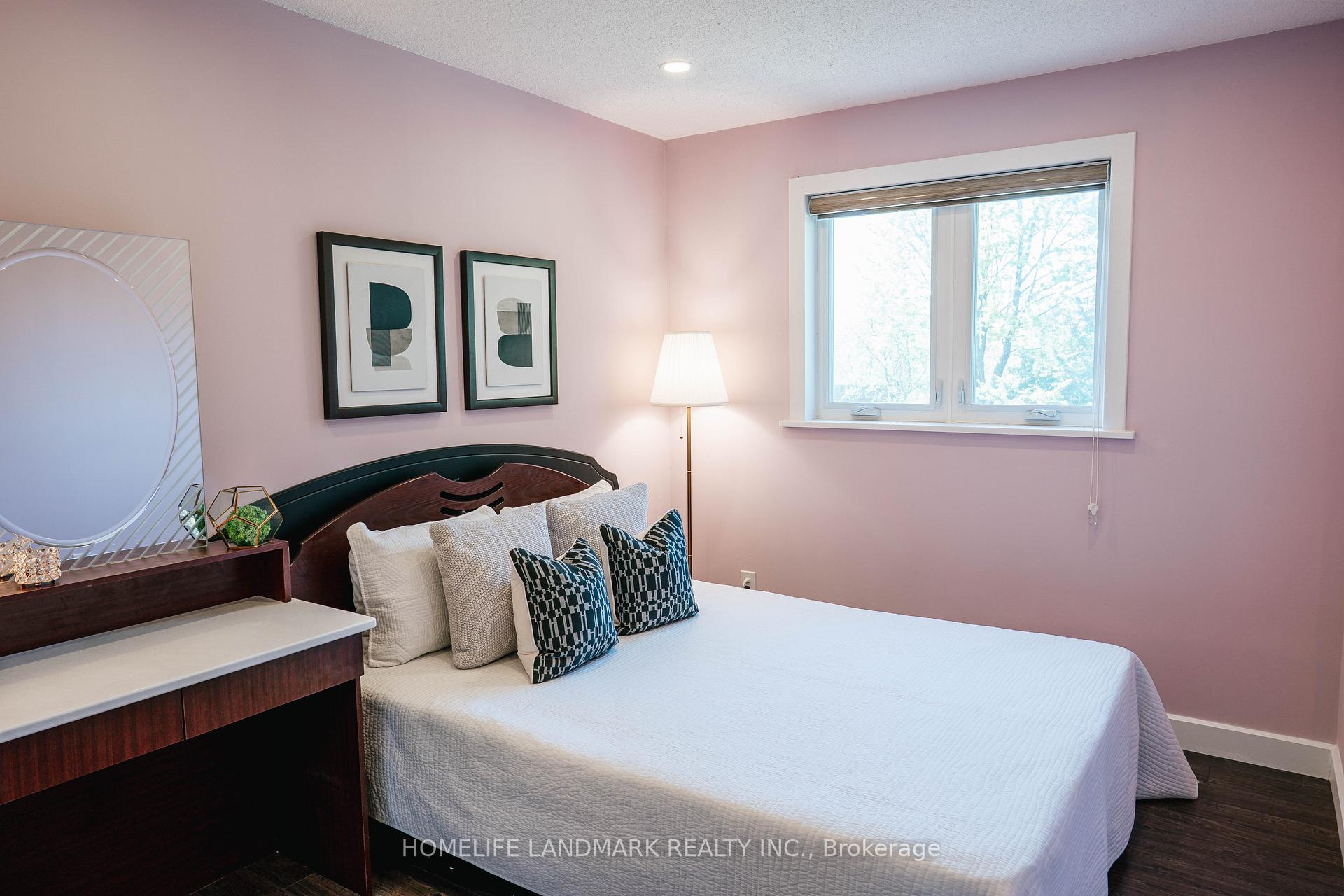 Photo 5 of 158 Markville Road, Markham, Markville — HOMEH