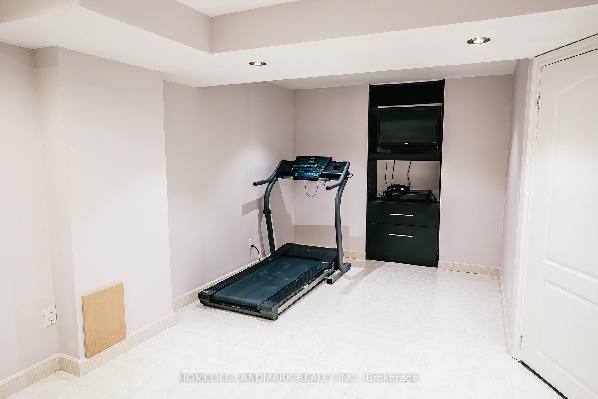Photo 24 of 158 Markville Road, Markham, Markville — HOMEH