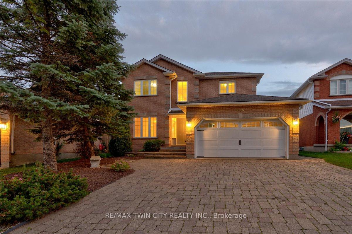 Photo 45 of 310 Westforest Trail, Kitchener — HOMEH