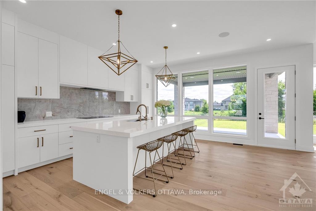 Photo 9 of 705 Mcmanus Avenue, Ottawa, Manotick Village & Manotick Estates — HOMEH