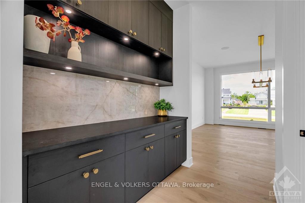 Photo 11 of 705 Mcmanus Avenue, Ottawa, Manotick Village & Manotick Estates — HOMEH
