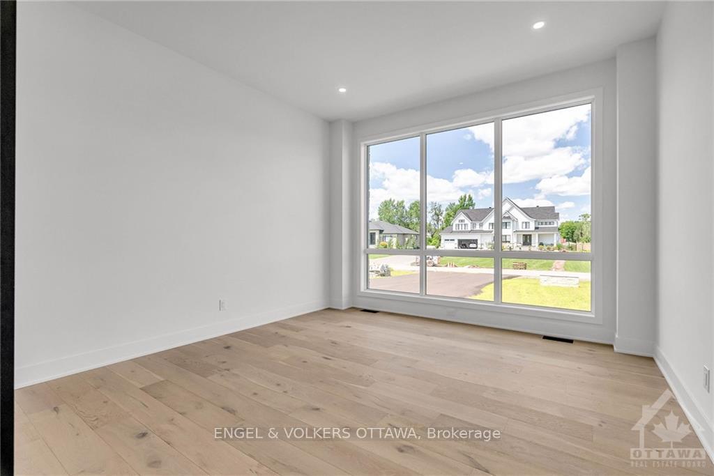Photo 15 of 705 Mcmanus Avenue, Ottawa, Manotick Village & Manotick Estates — HOMEH