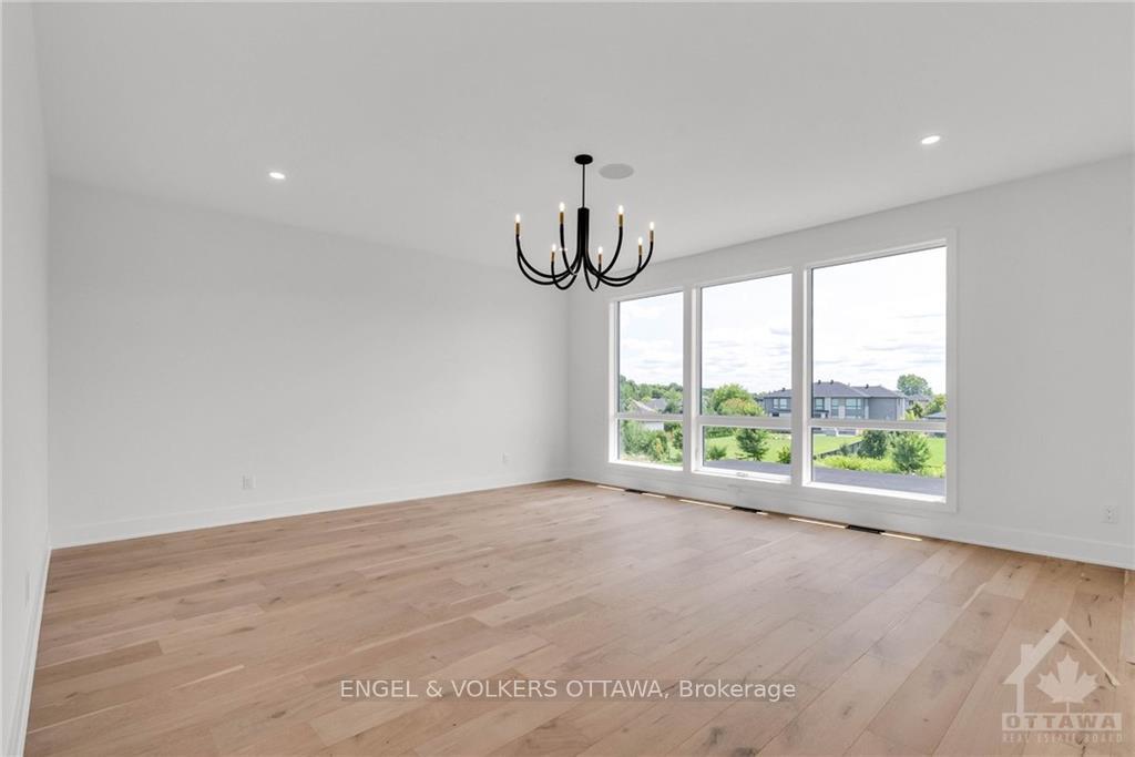 Photo 24 of 705 Mcmanus Avenue, Ottawa, Manotick Village & Manotick Estates — HOMEH