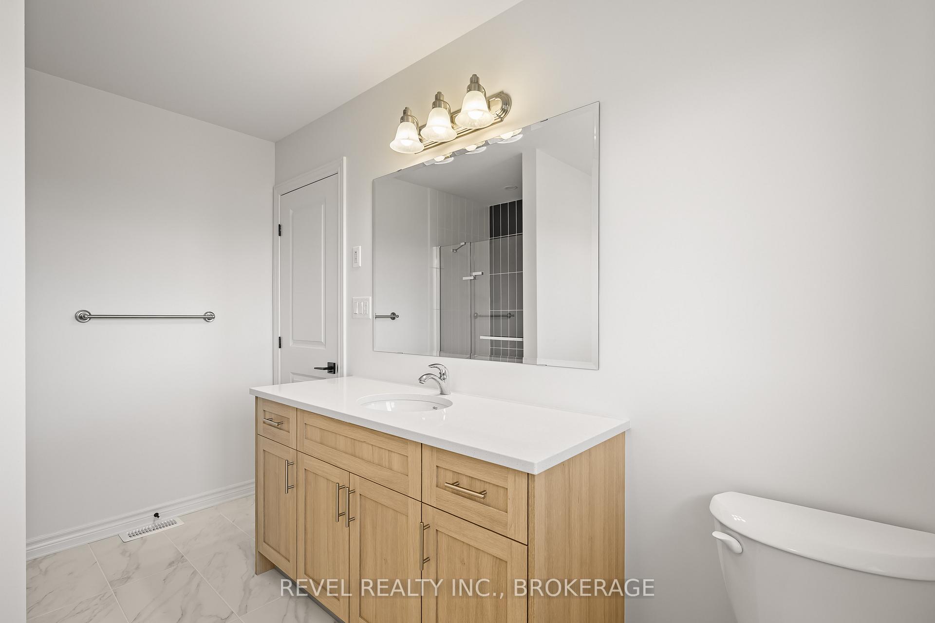 Photo 16 of 1521 Scarlet Street, Kingston, Kingston East (Incl Barret Crt) — HOMEH