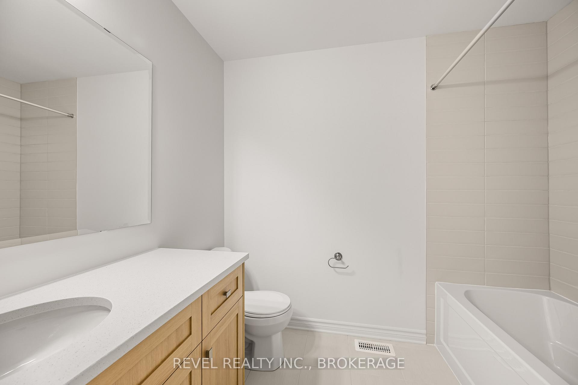Photo 17 of 1521 Scarlet Street, Kingston, Kingston East (Incl Barret Crt) — HOMEH