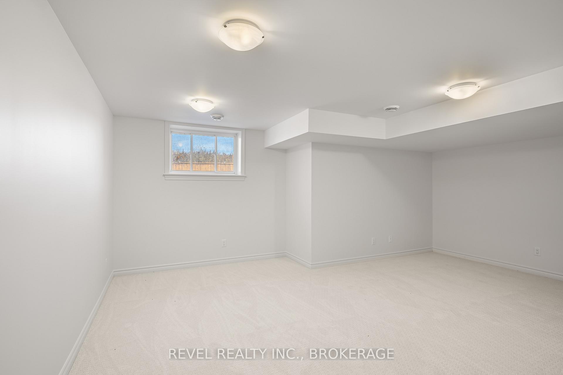 Photo 25 of 1521 Scarlet Street, Kingston, Kingston East (Incl Barret Crt) — HOMEH