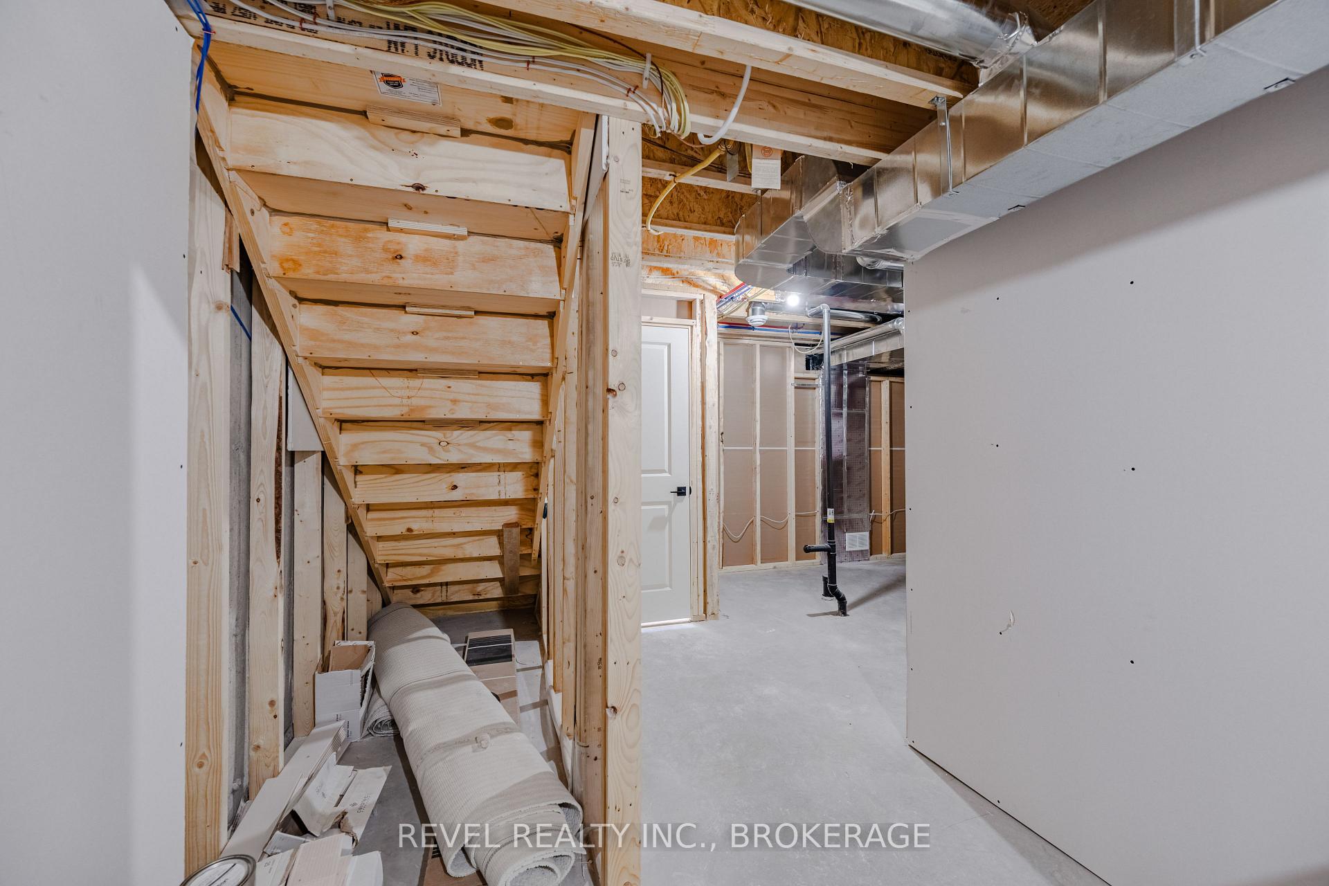 Photo 30 of 1521 Scarlet Street, Kingston, Kingston East (Incl Barret Crt) — HOMEH