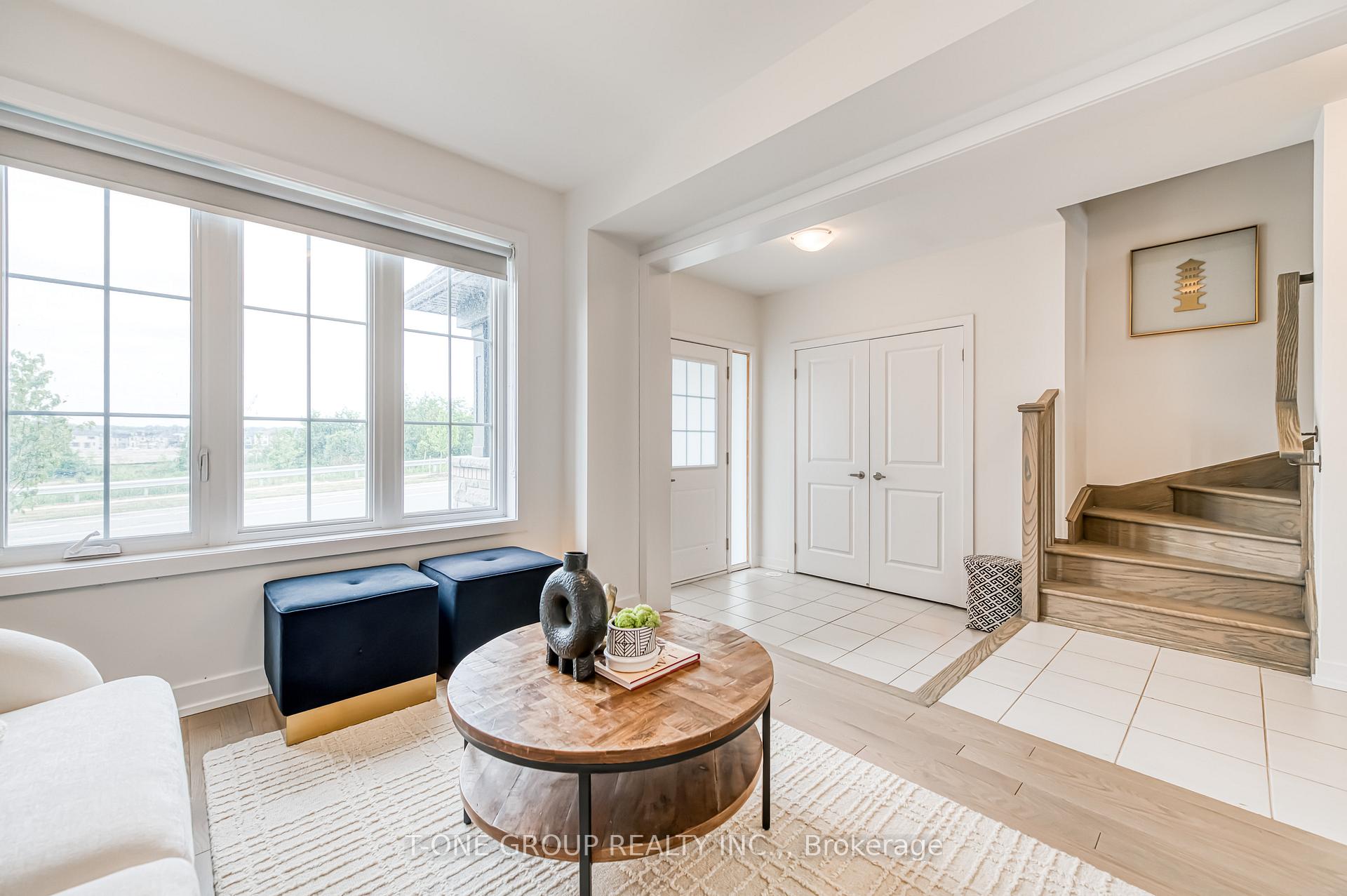 Photo 3 of 111 Yorkton Boulevard, Markham, Angus Glen — HOMEH