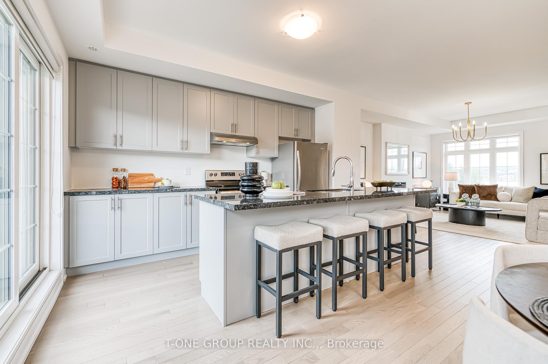Photo 4 of 111 Yorkton Boulevard, Markham, Angus Glen — HOMEH