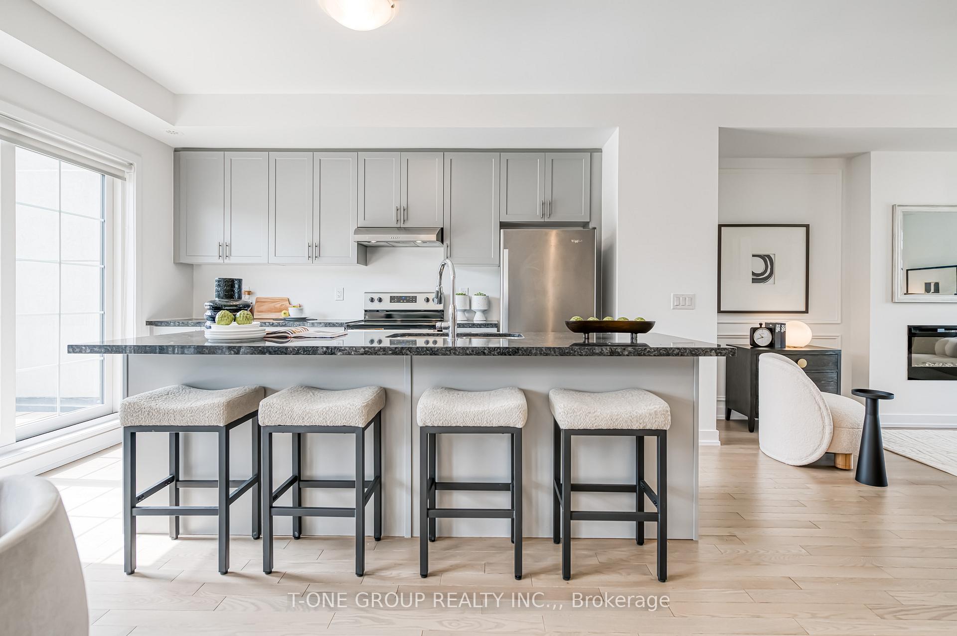 Photo 7 of 111 Yorkton Boulevard, Markham, Angus Glen — HOMEH