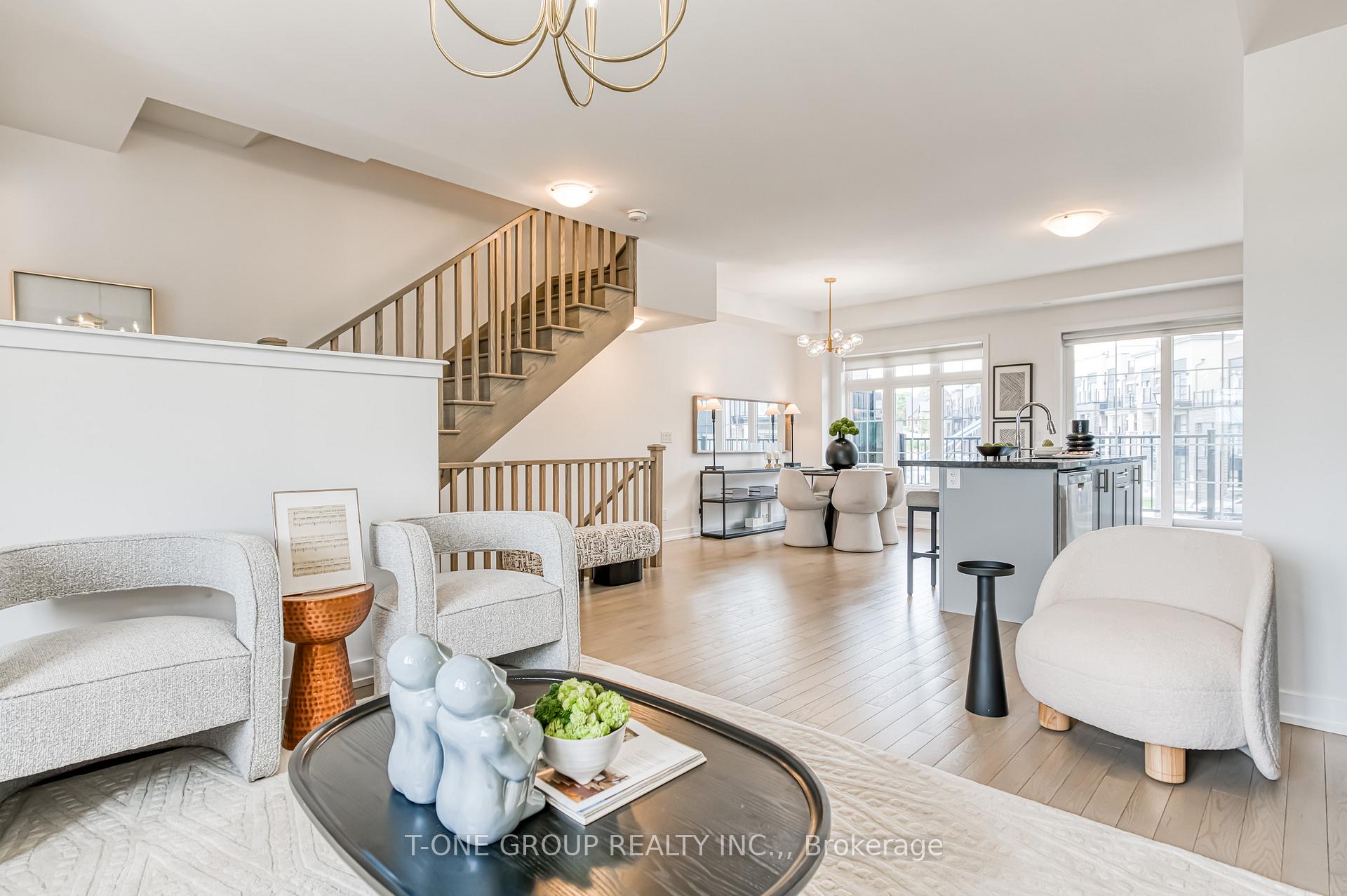 Photo 16 of 111 Yorkton Boulevard, Markham, Angus Glen — HOMEH