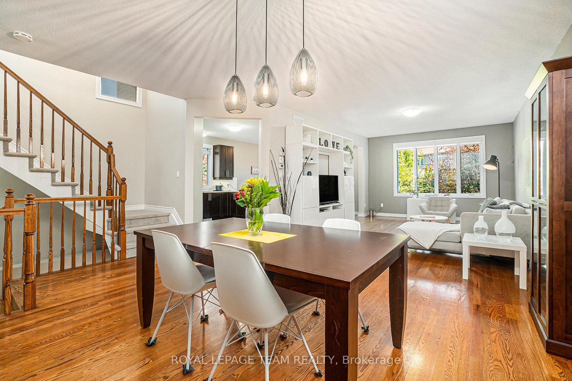 Photo 8 of 369 Glenbrae Avenue, Ottawa, Kanata - Morgan's Grant/South March — HOMEH