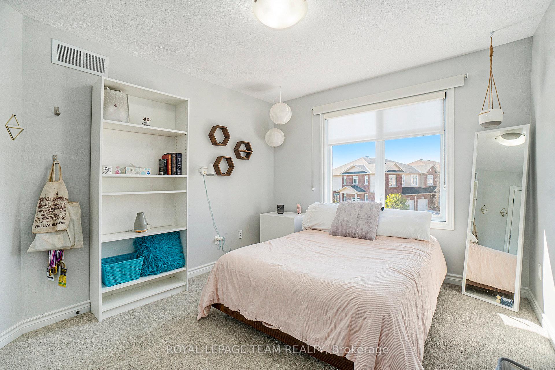 Photo 15 of 369 Glenbrae Avenue, Ottawa, Kanata - Morgan's Grant/South March — HOMEH