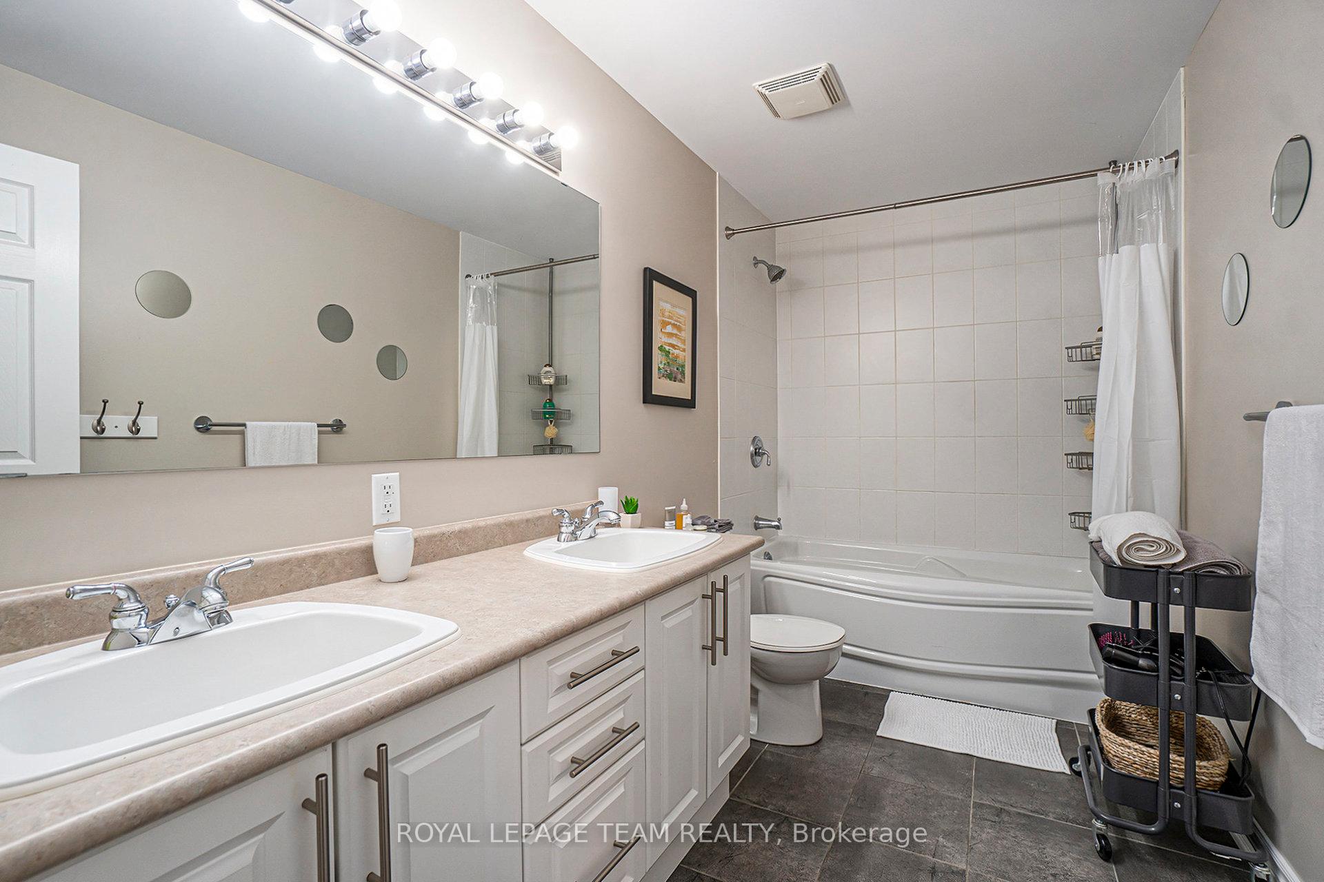 Photo 18 of 369 Glenbrae Avenue, Ottawa, Kanata - Morgan's Grant/South March — HOMEH