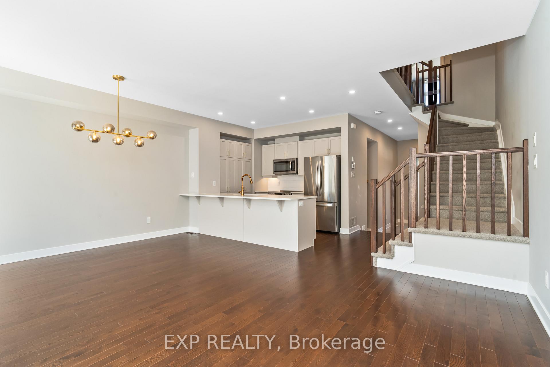 Photo 10 of 531 Triangle Street, Ottawa, Kanata - Emerald Meadows/Trailwest — HOMEH