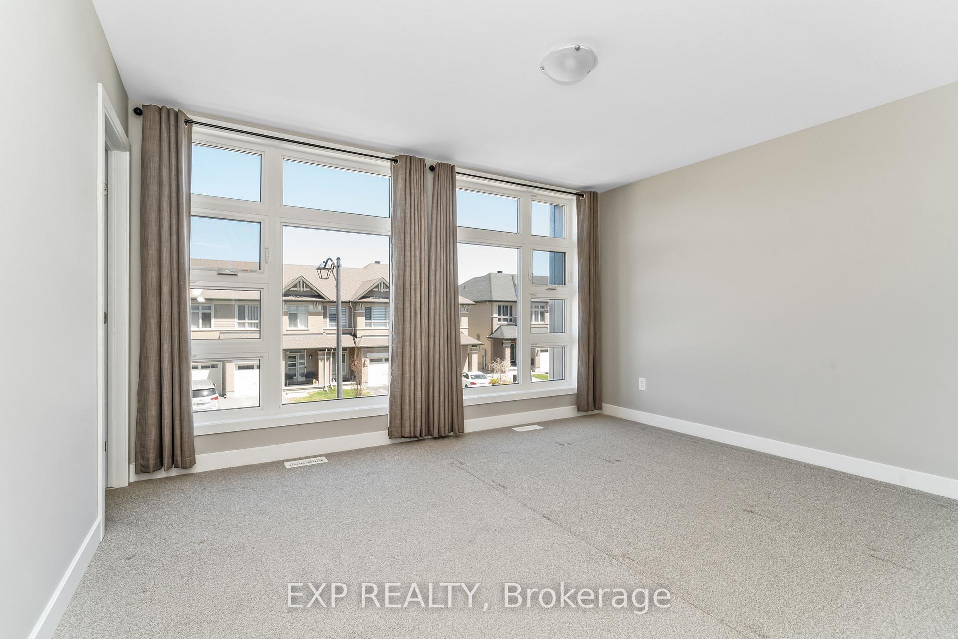 Photo 20 of 531 Triangle Street, Ottawa, Kanata - Emerald Meadows/Trailwest — HOMEH