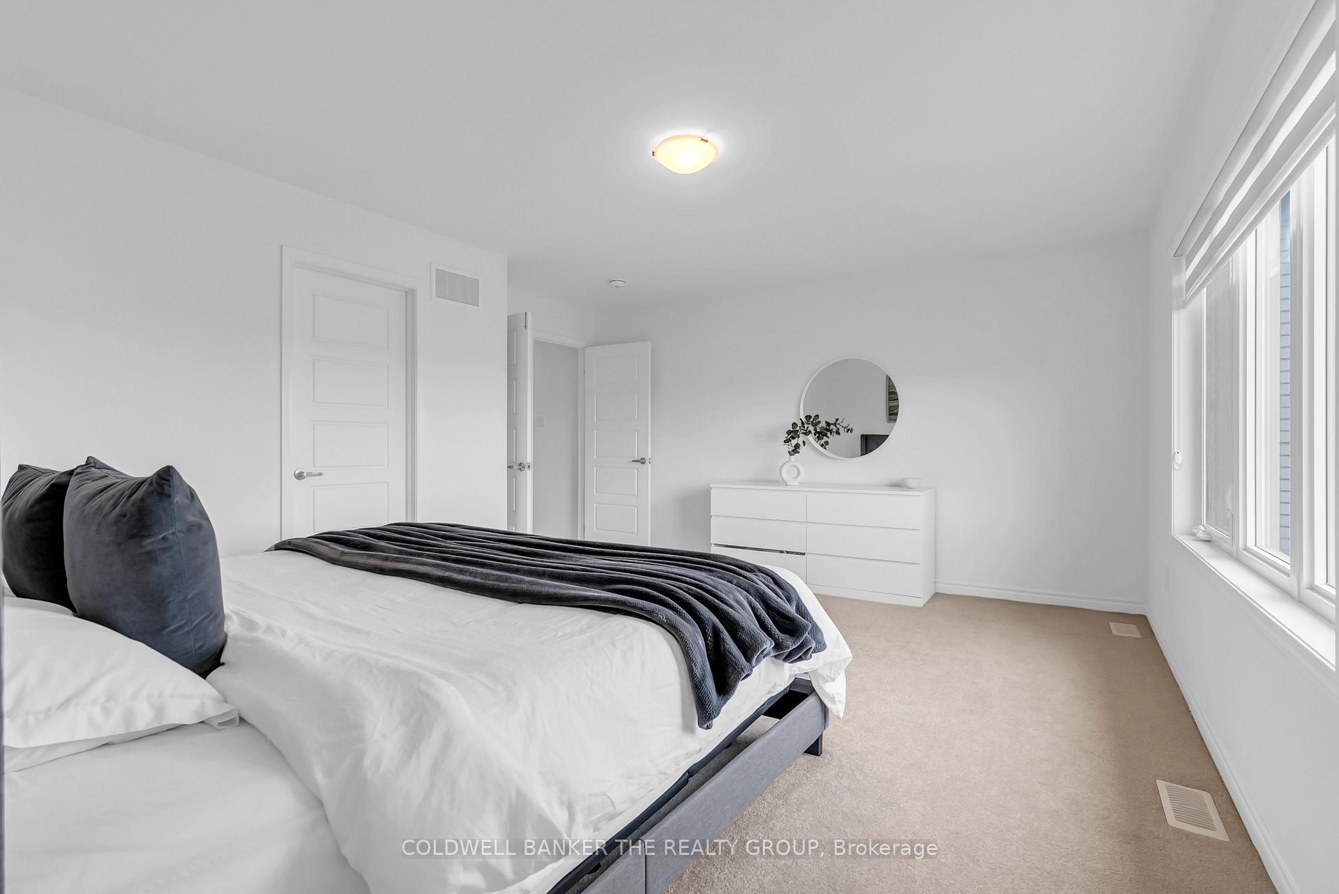Photo 24 of 23 Sitler Street, Kitchener — HOMEH