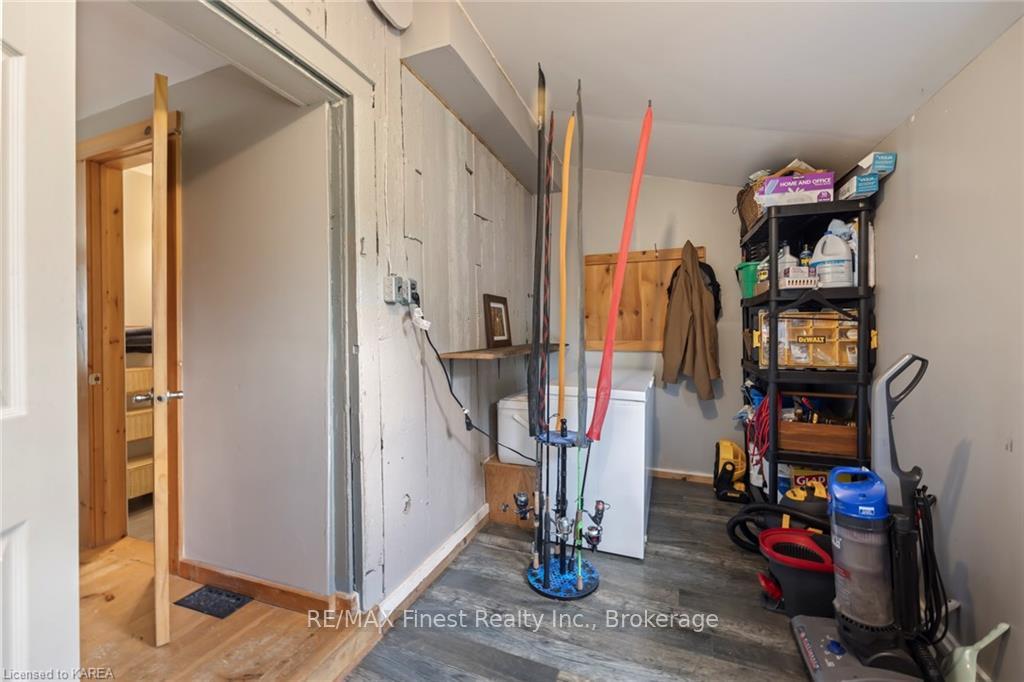 Photo 15 of 318 Simmons Road, Loyalist, Lennox and Addington - South — HOMEH