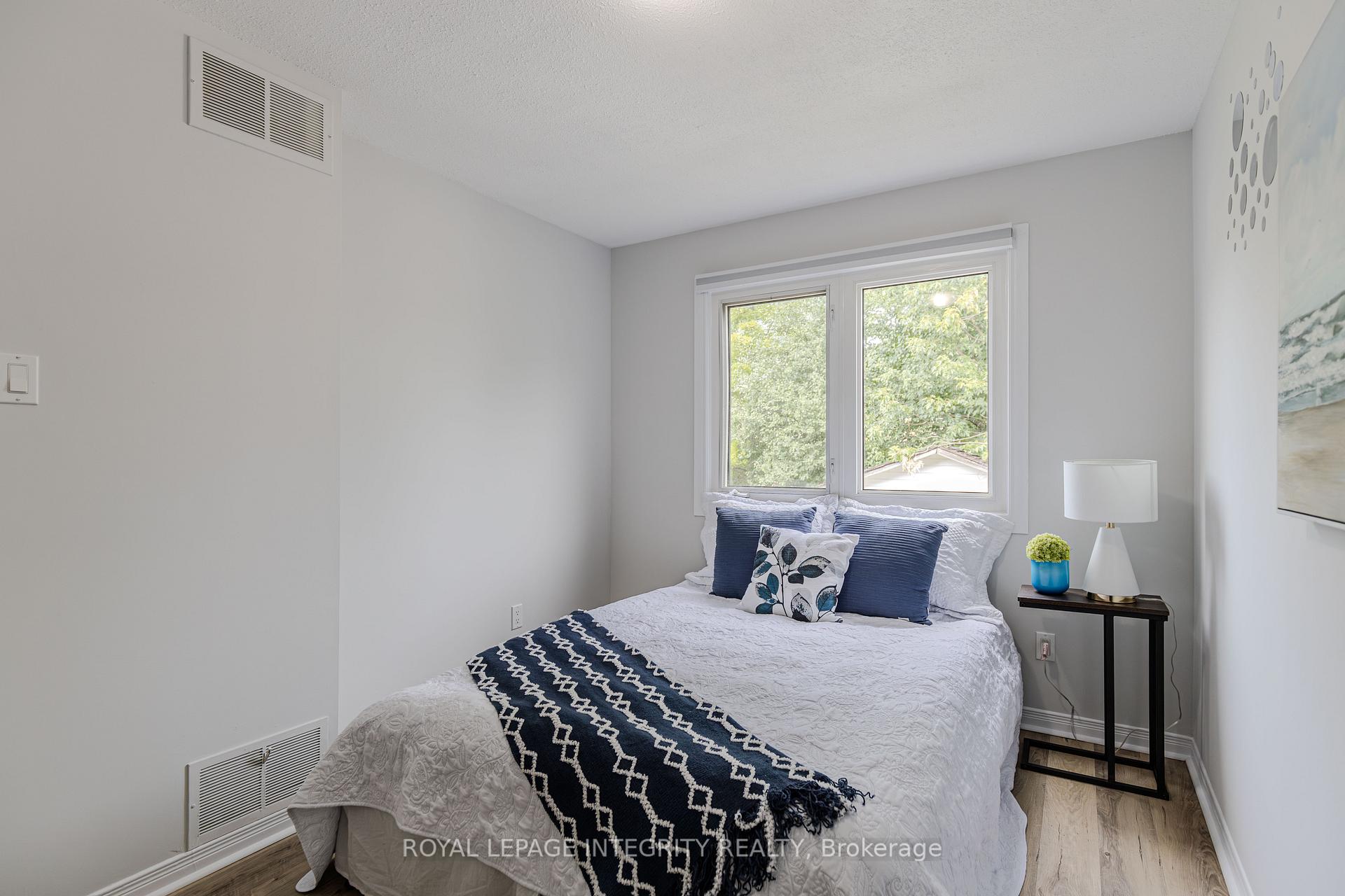 Photo 17 of 153 Glamorgan Drive, Ottawa, Kanata - Glencairn/Hazeldean — HOMEH
