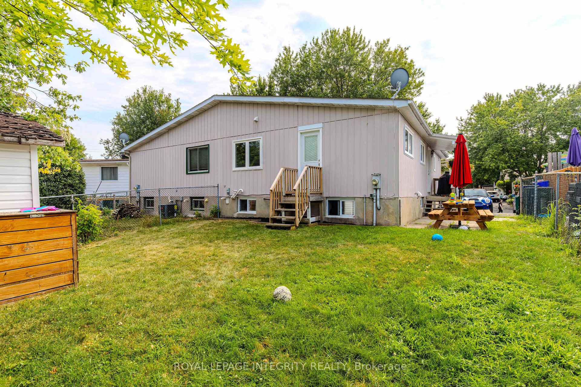 Photo 33 of 153 Glamorgan Drive, Ottawa, Kanata - Glencairn/Hazeldean — HOMEH